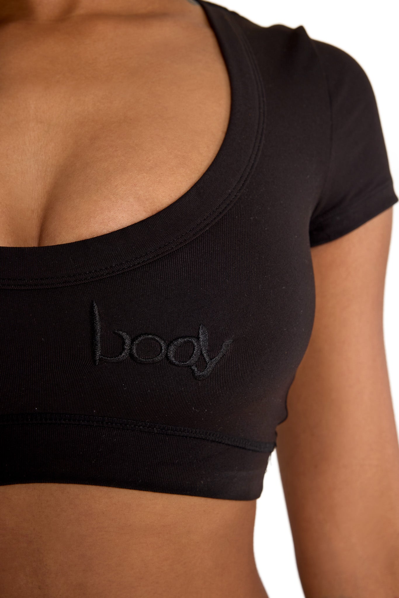 YOGA CROP TOP (MIDNIGHT BLACK)