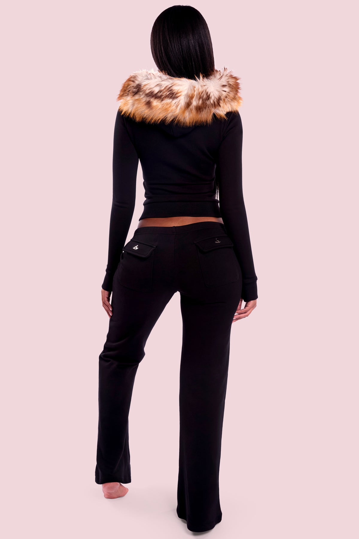 BODY FUR SWEATPANTS (ONYX)