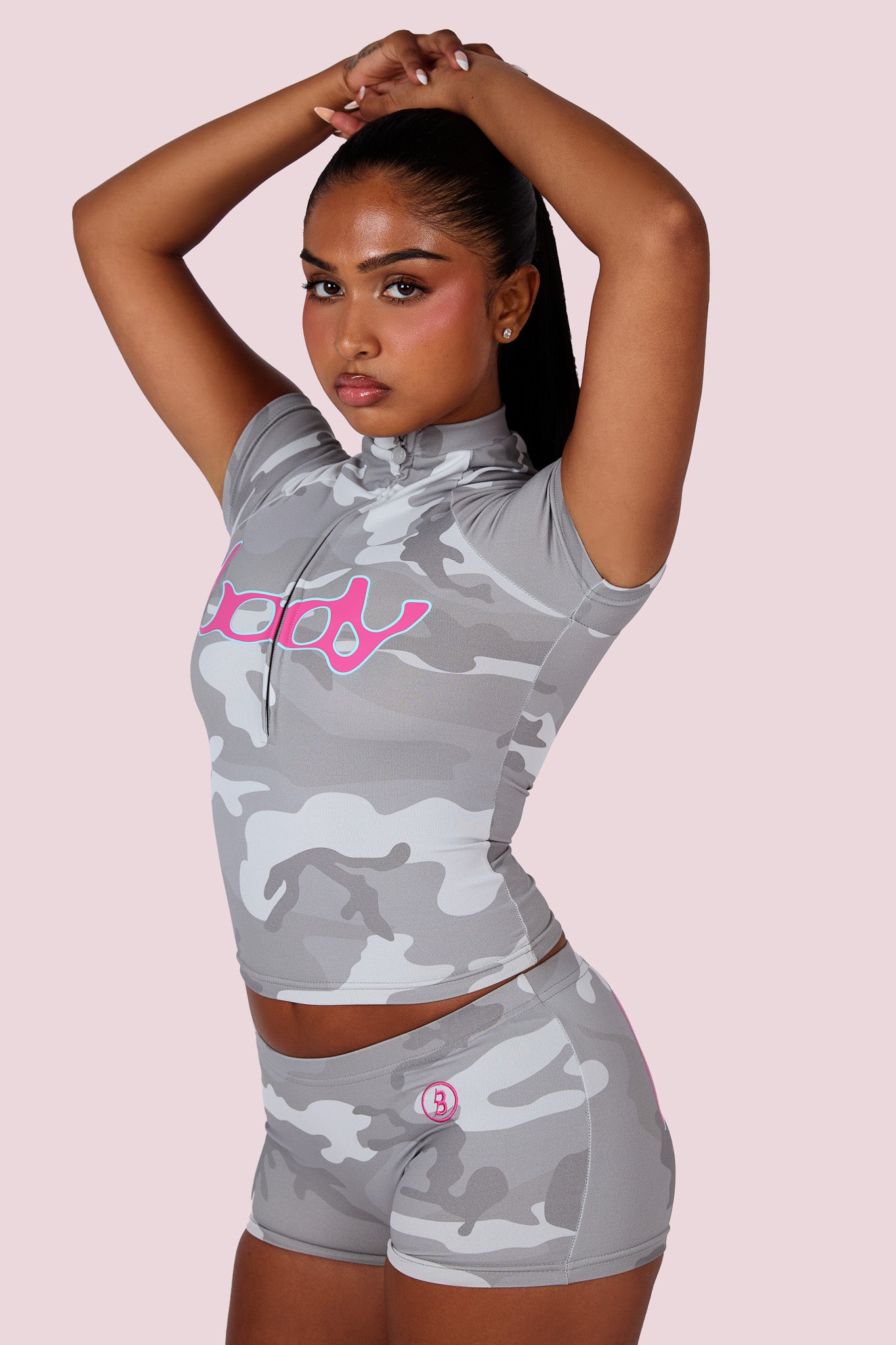 BODY BASICS 2.0 SHORTS (SNOW CAMO/NEON PINK)