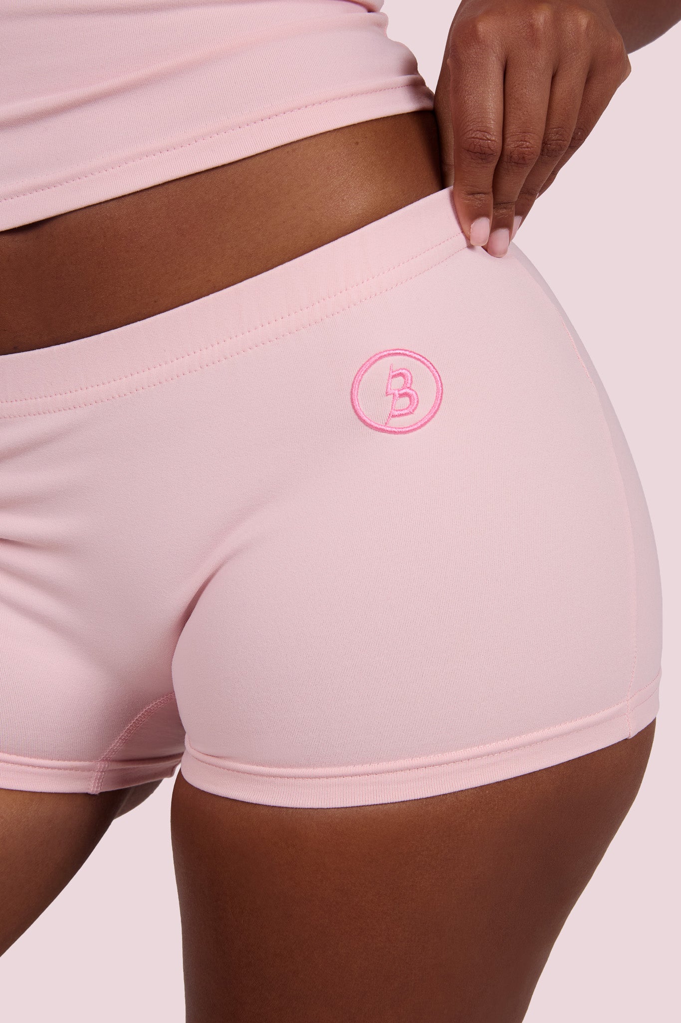 BODY BASICS 2.0 SHORTS (PINK)