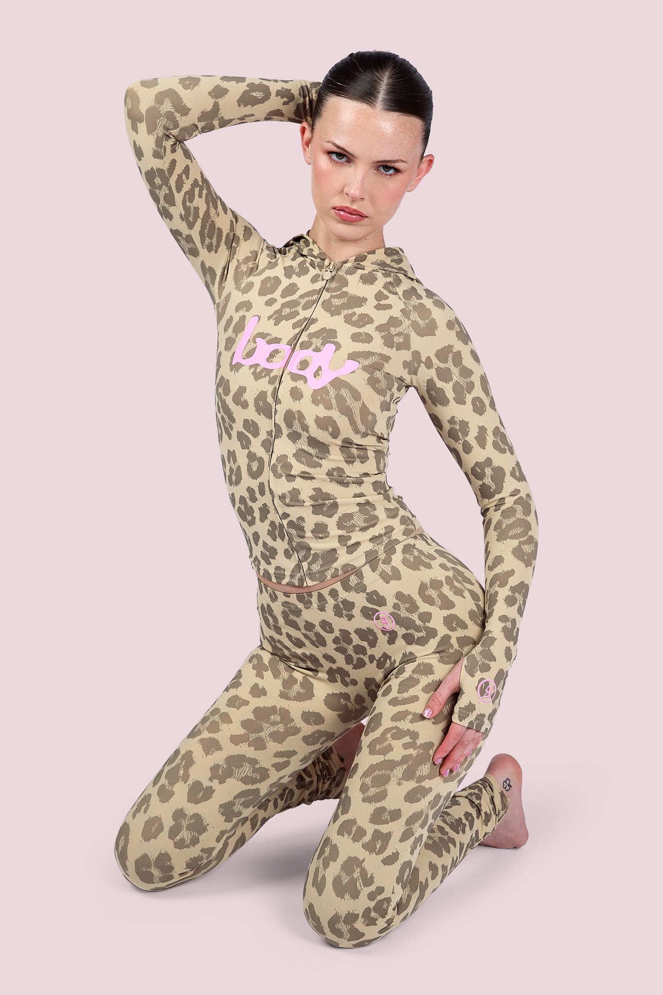 BASICS ULTRA LOW-RISE LEGGINGS 2.0 (LEOPARD/BABY PINK)