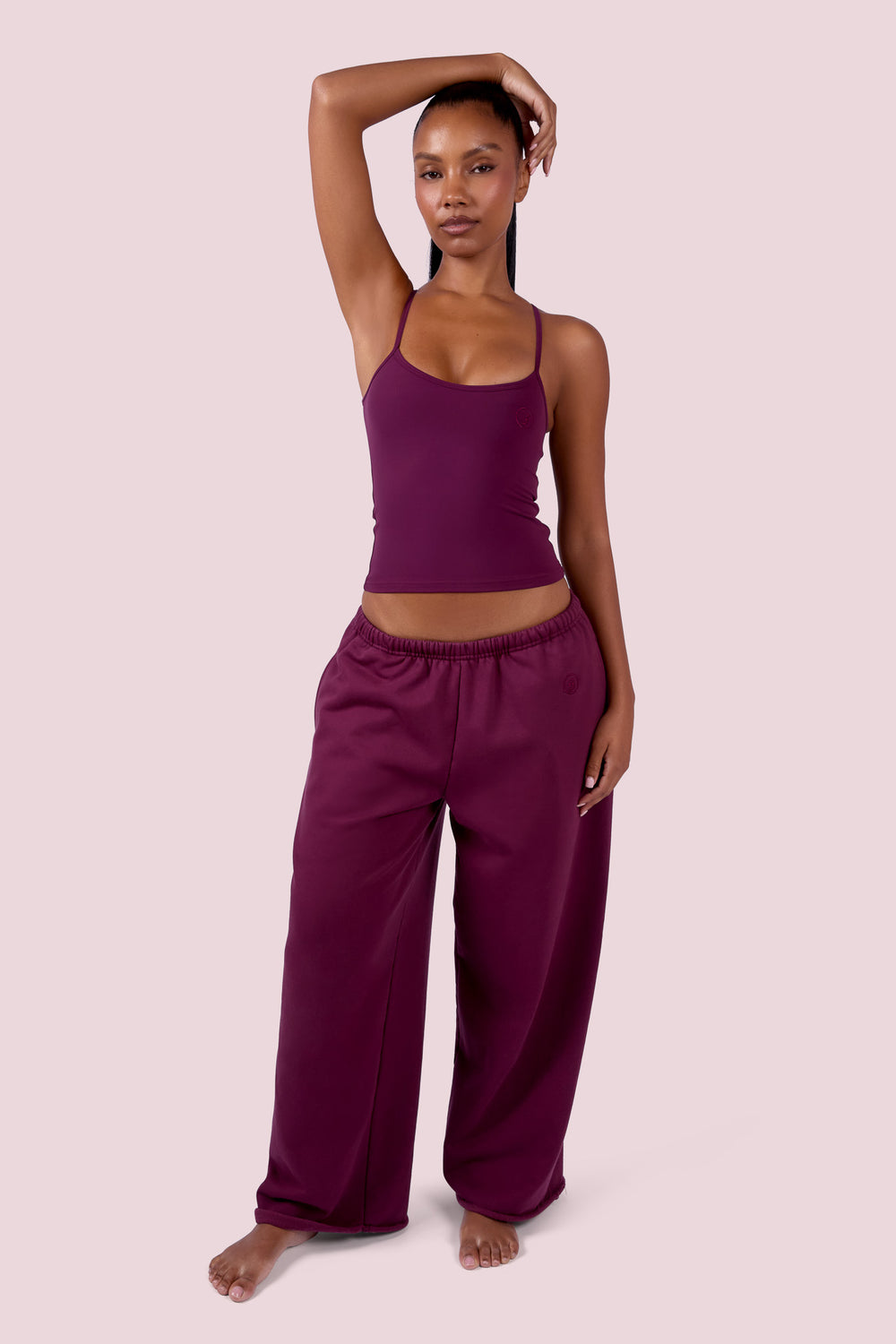 EVERYBODY BASICS ADJUSTABLE SPAGHETTI STRAP TANK TOP (GRAPE WINE)