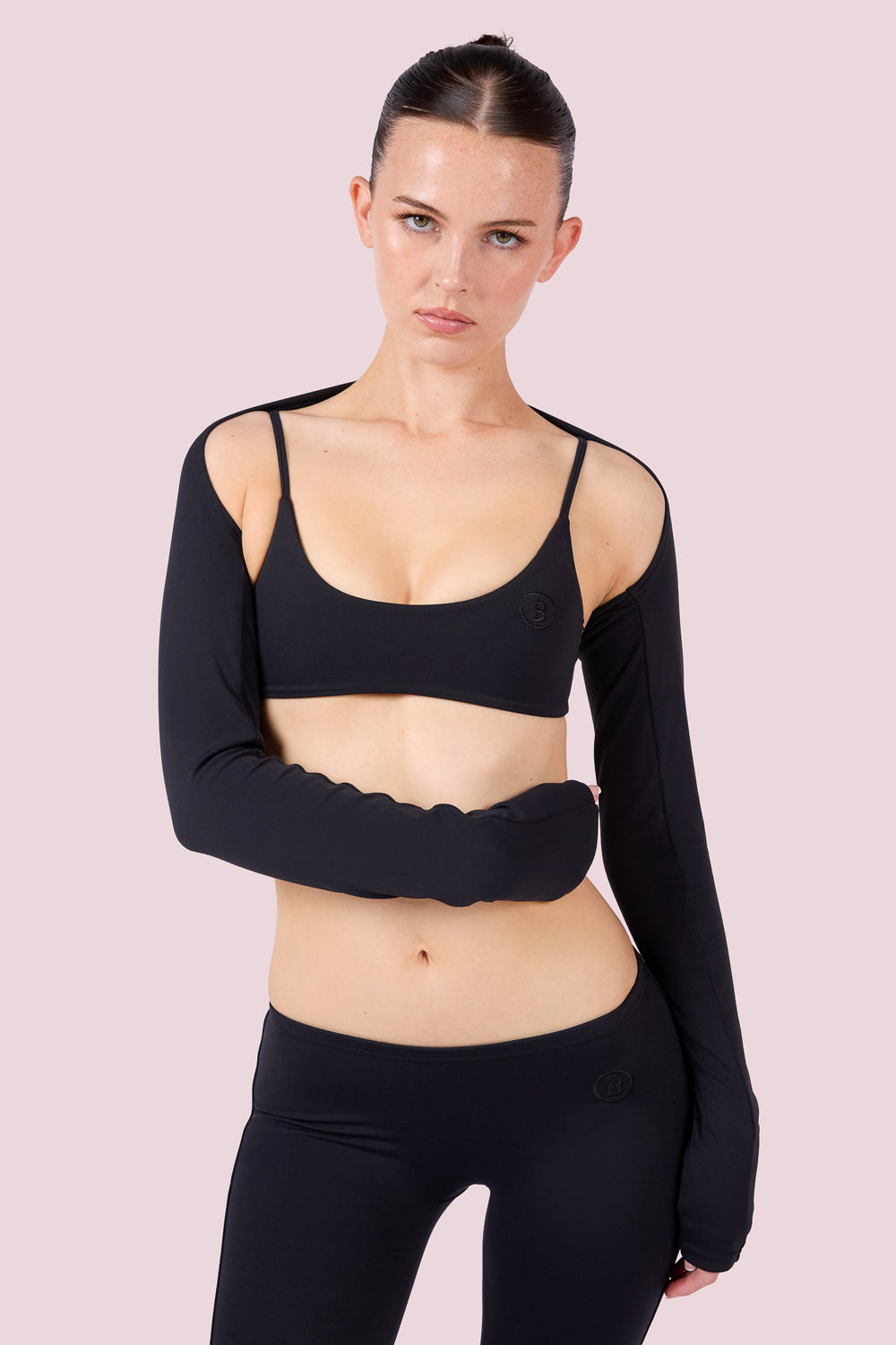 EVERYBODY BASICS BOLERO (BLACK)