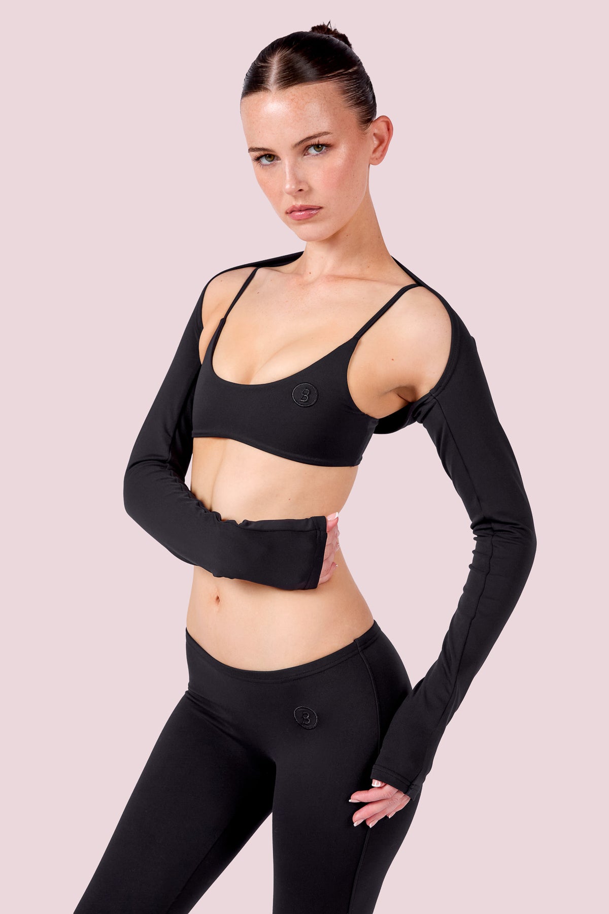 EVERYBODY BASICS BOLERO (BLACK)