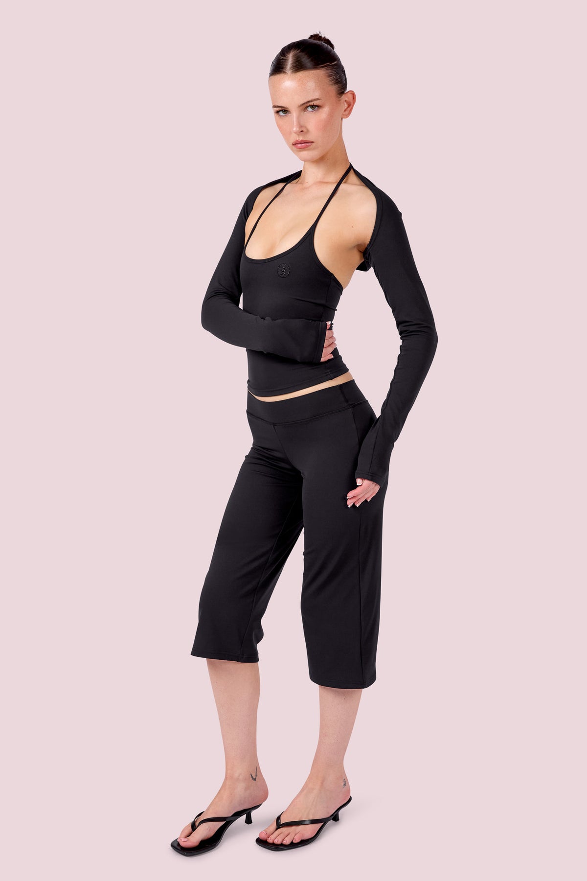 EVERYBODY BASICS BOLERO (BLACK)
