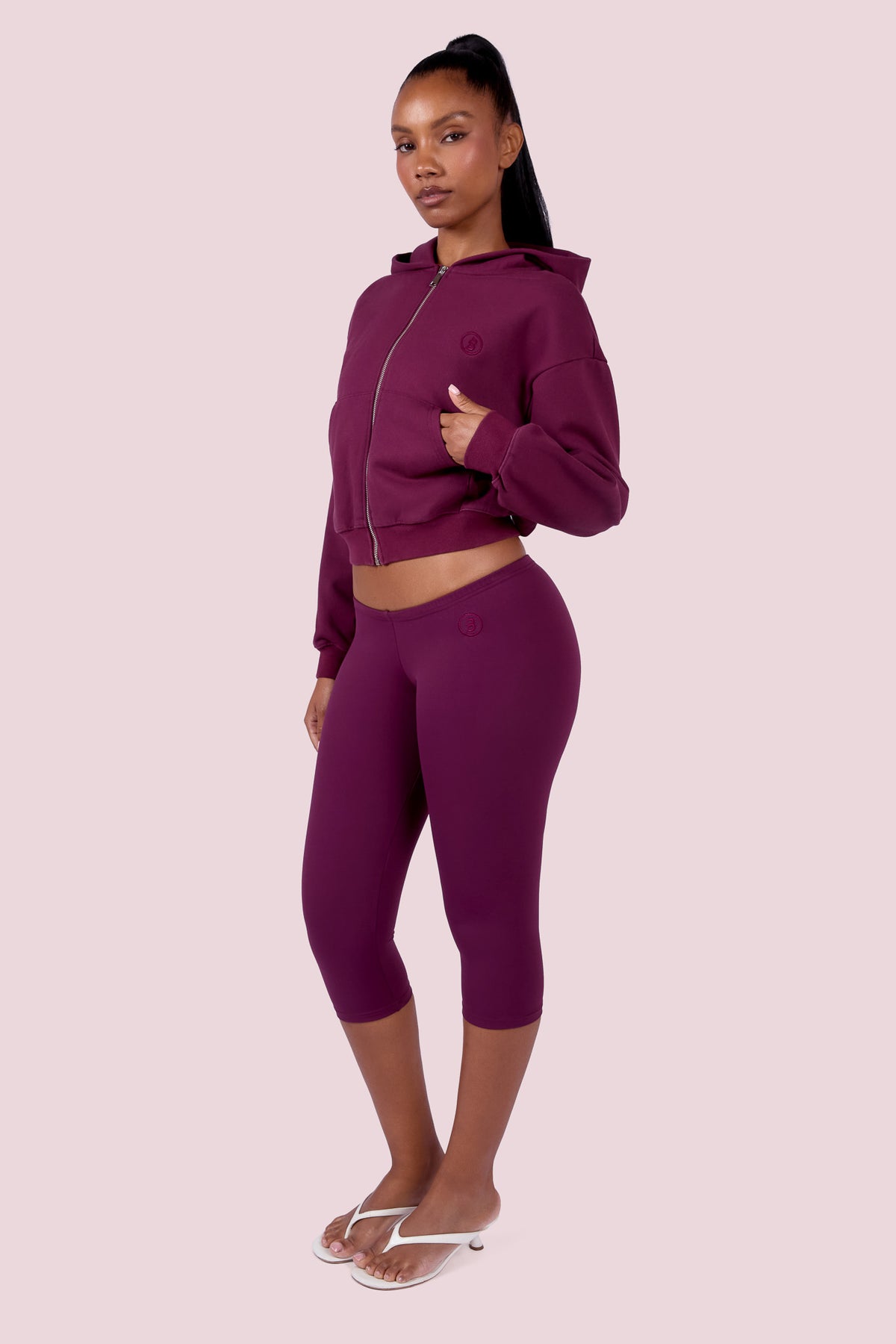 EVERYBODY BASICS CAPRI (GRAPE WINE)