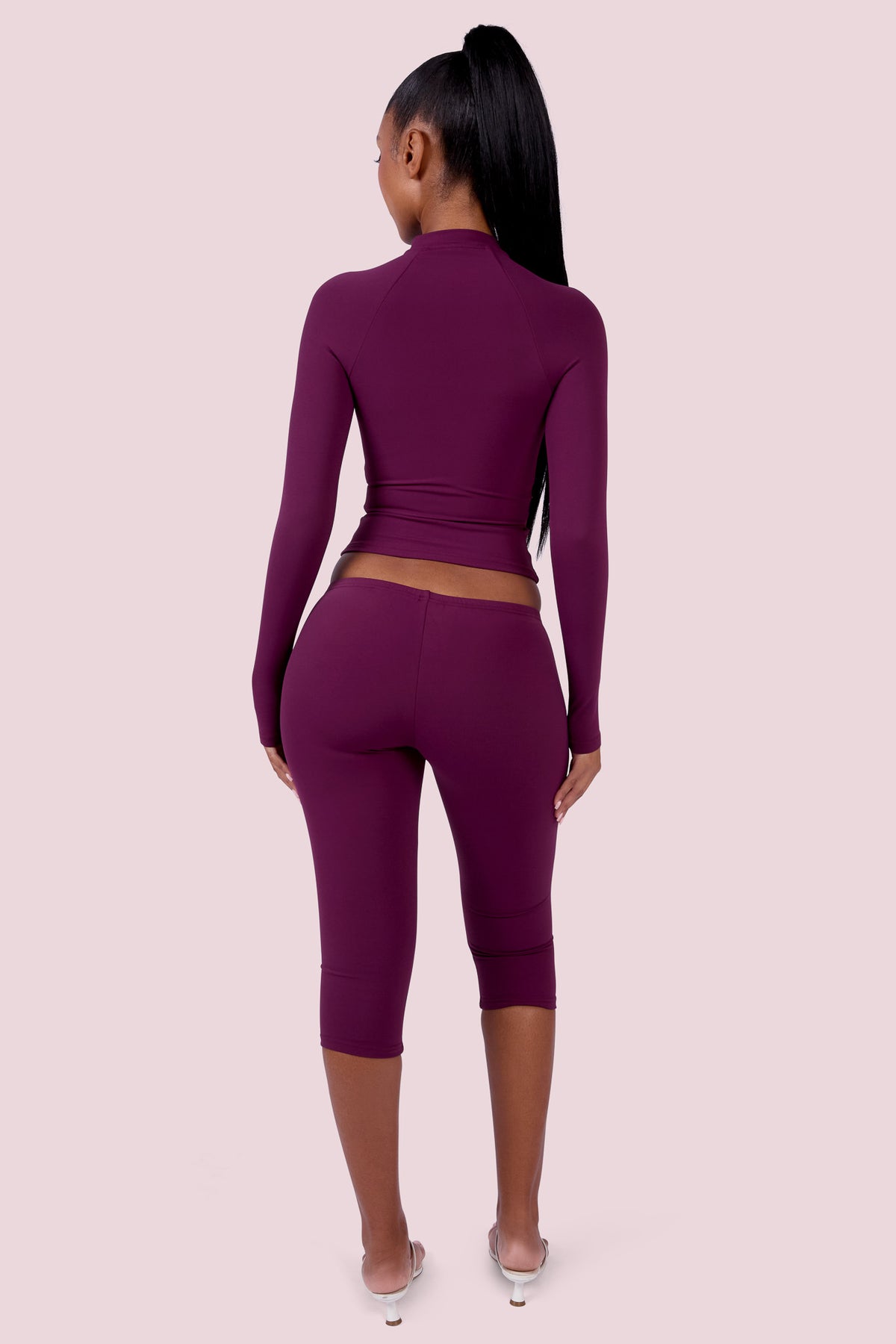 EVERYBODY BASICS CAPRI (GRAPE WINE)