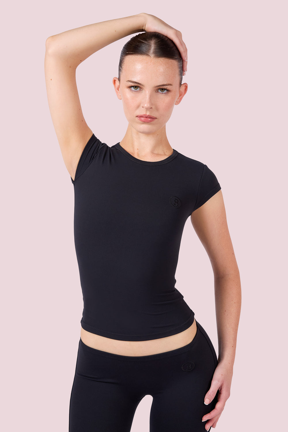 EVERYBODY BASICS SHORT SLEEVE CREW NECK (BLACK)