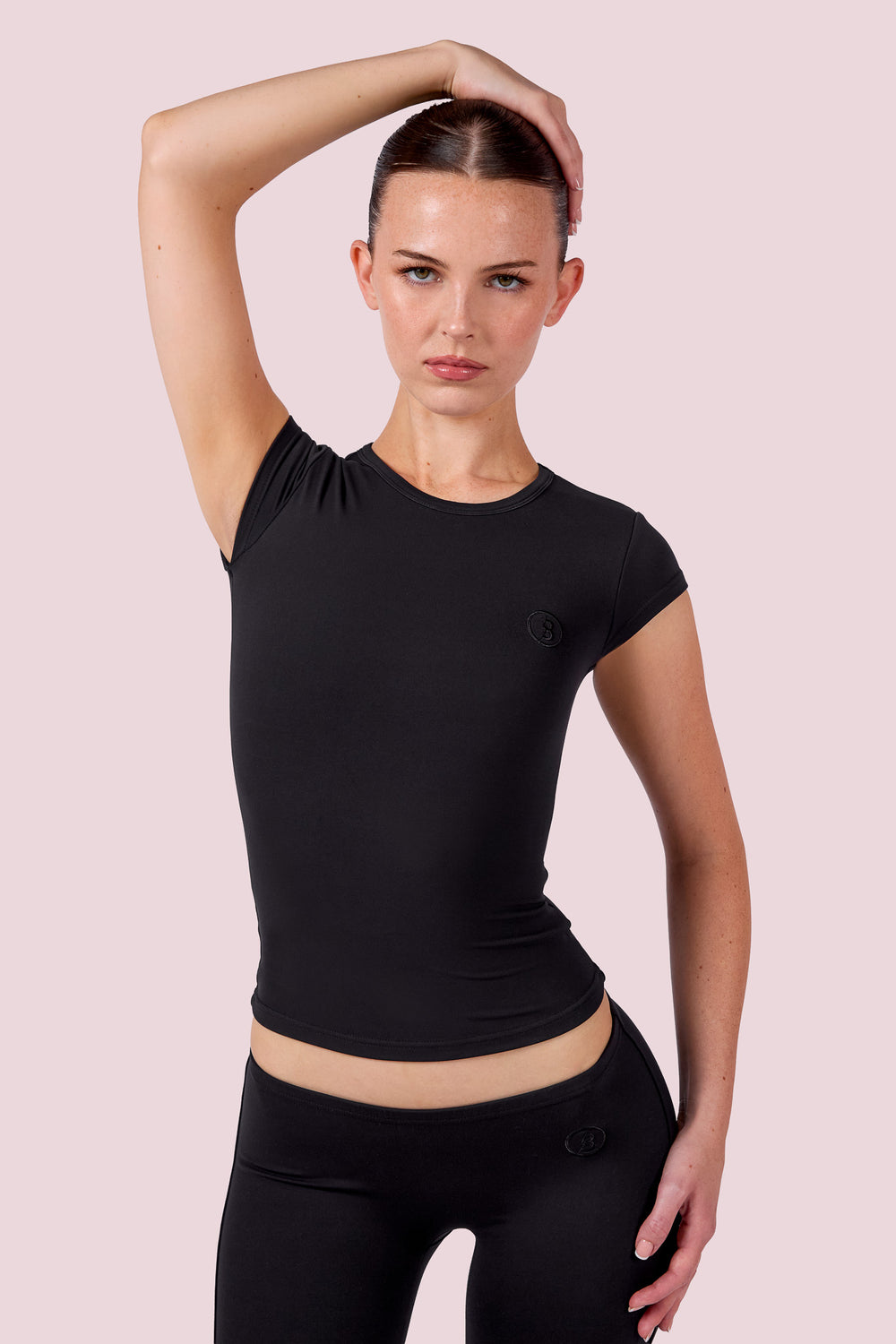 EVERYBODY BASICS SHORT SLEEVE CREW NECK (BLACK)