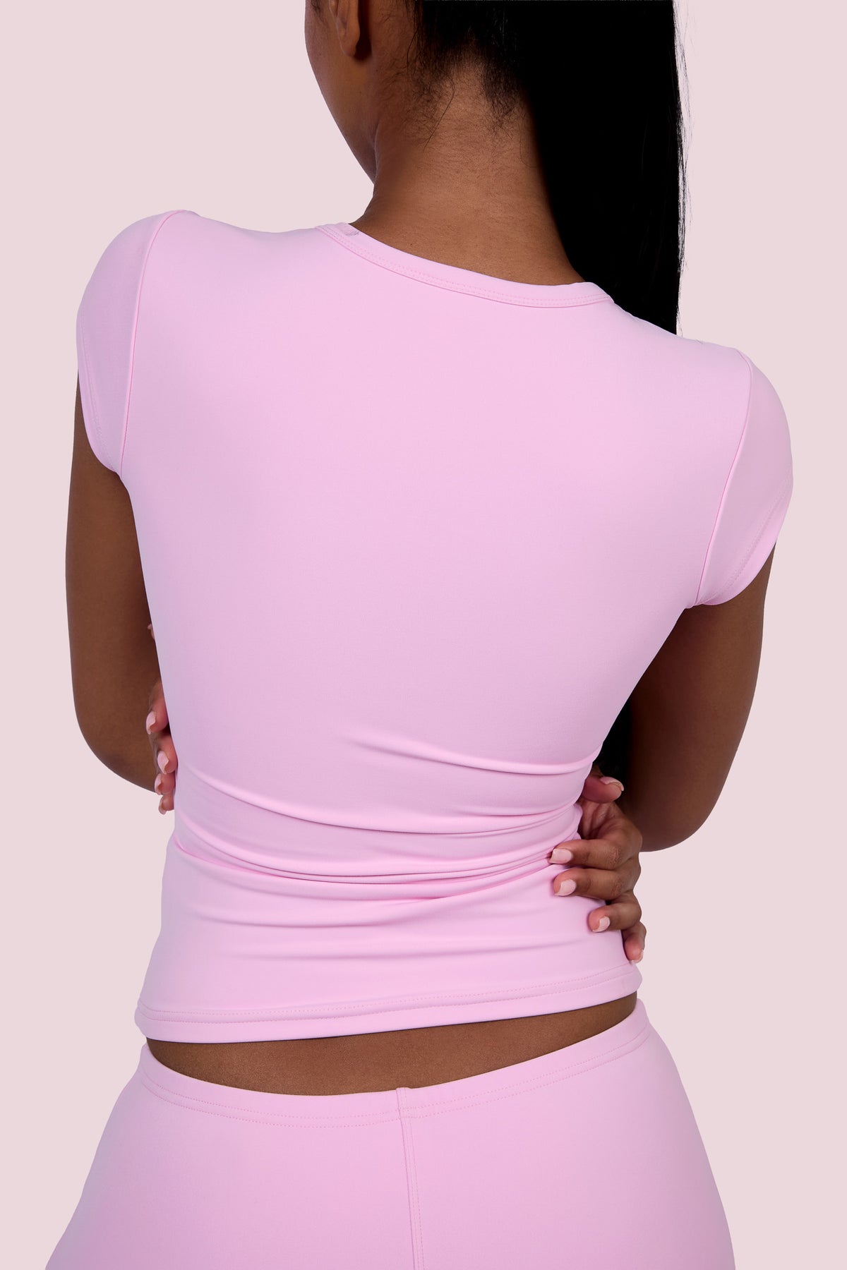 EVERYBODY BASICS SHORT SLEEVE CREW NECK (LIGHT PINK)
