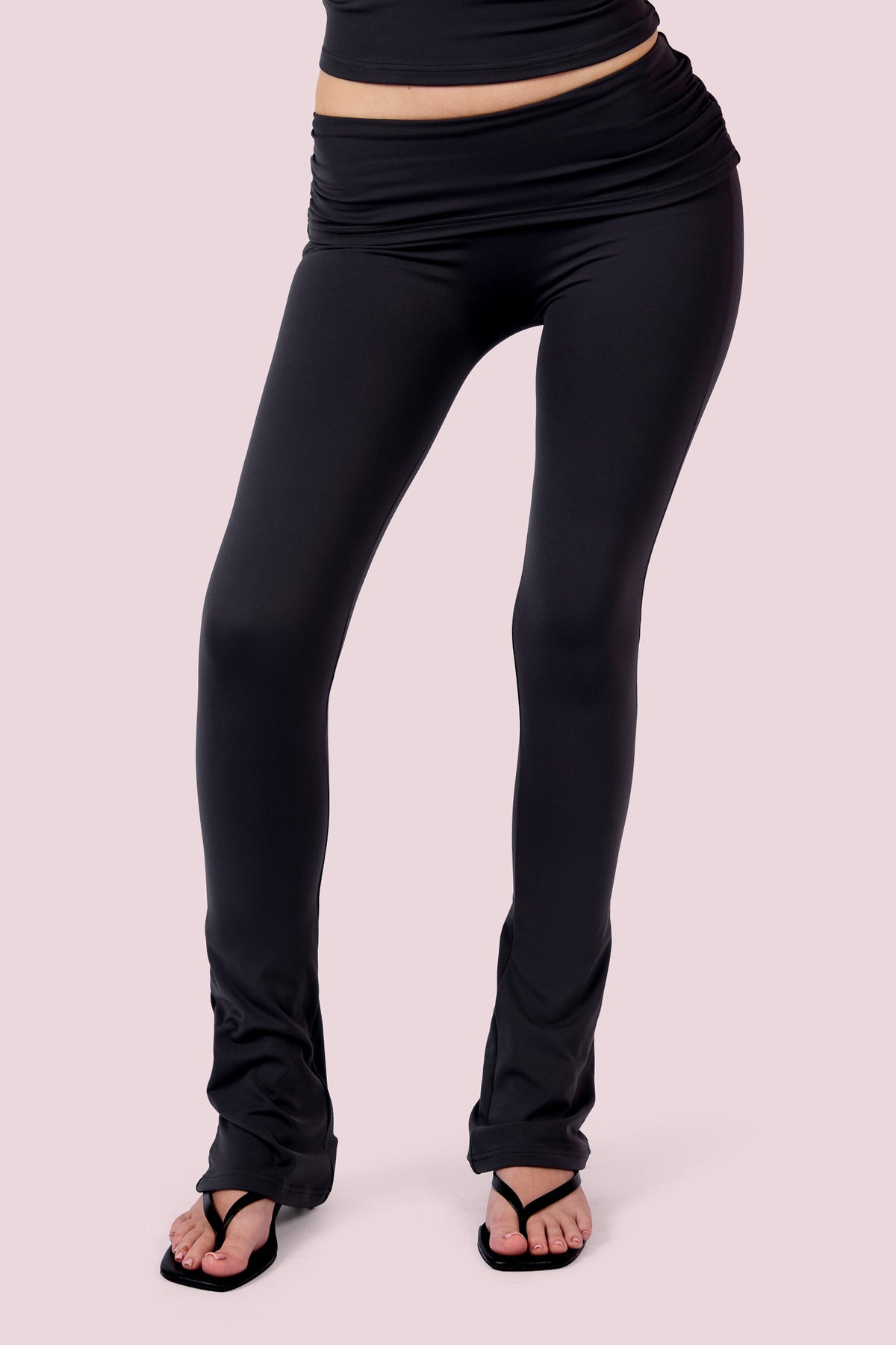 EVERYBODY BASICS FOLDOVER LEGGINGS (BLACK)
