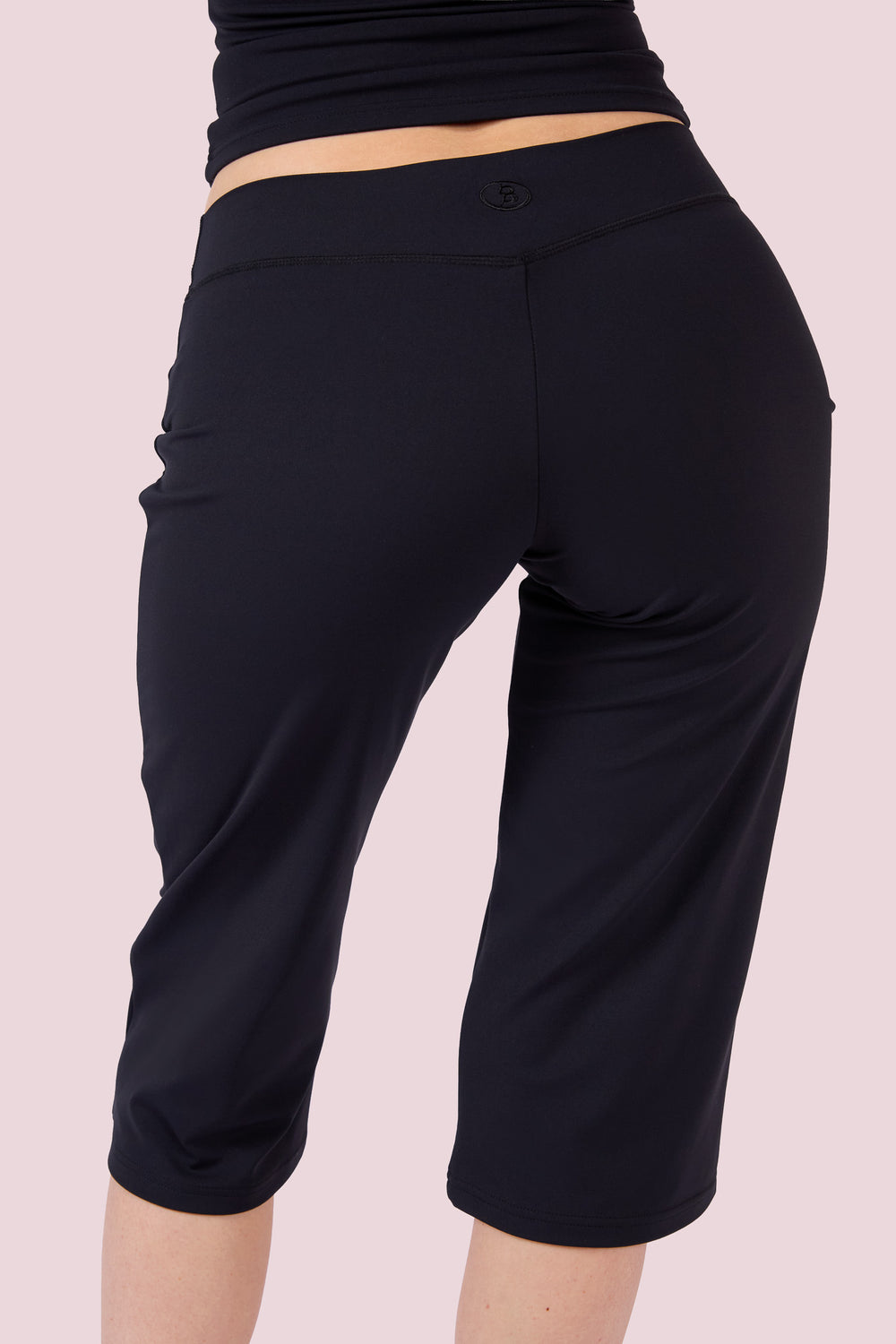EVERYBODY BASICS GAUCHOS (BLACK)