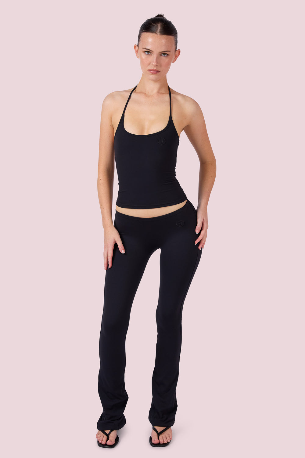 EVERYBODY BASICS HALTER TANK TOP (BLACK)