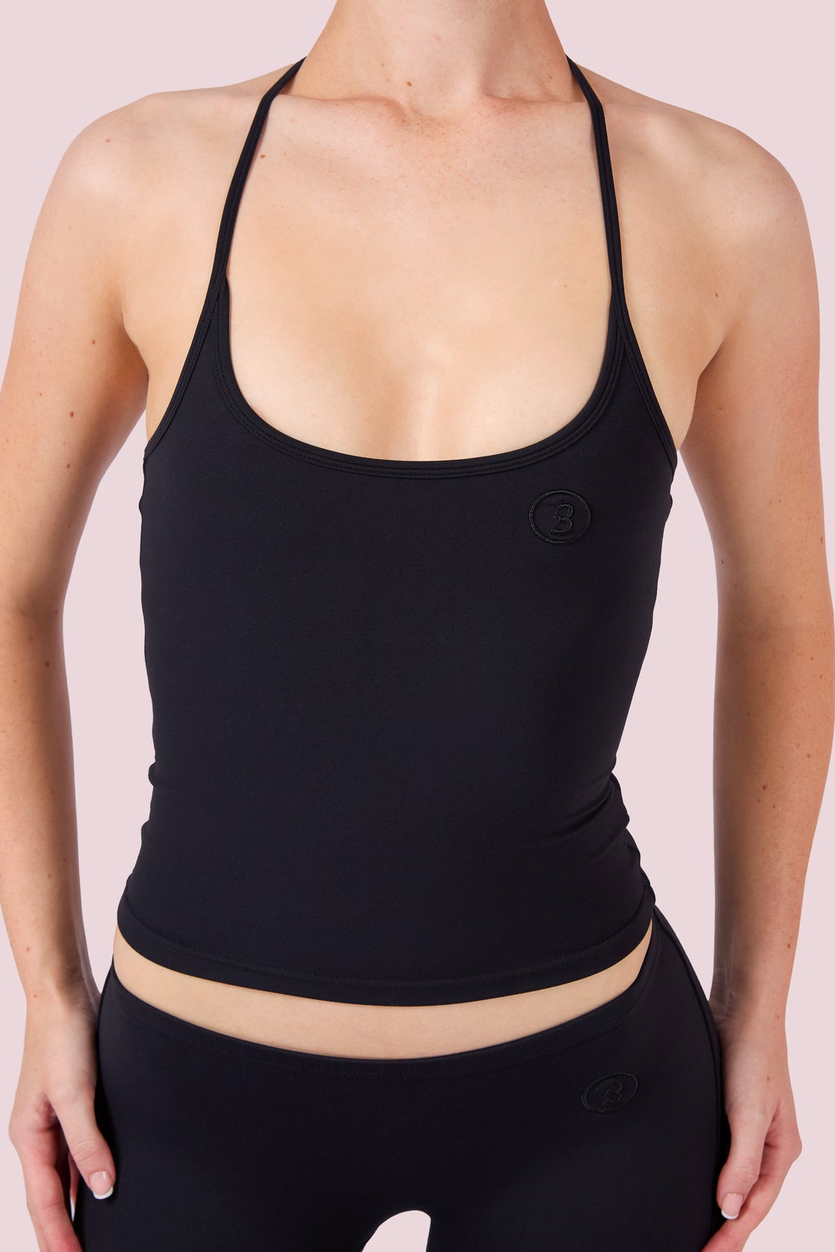 EVERYBODY BASICS HALTER TANK TOP (BLACK)