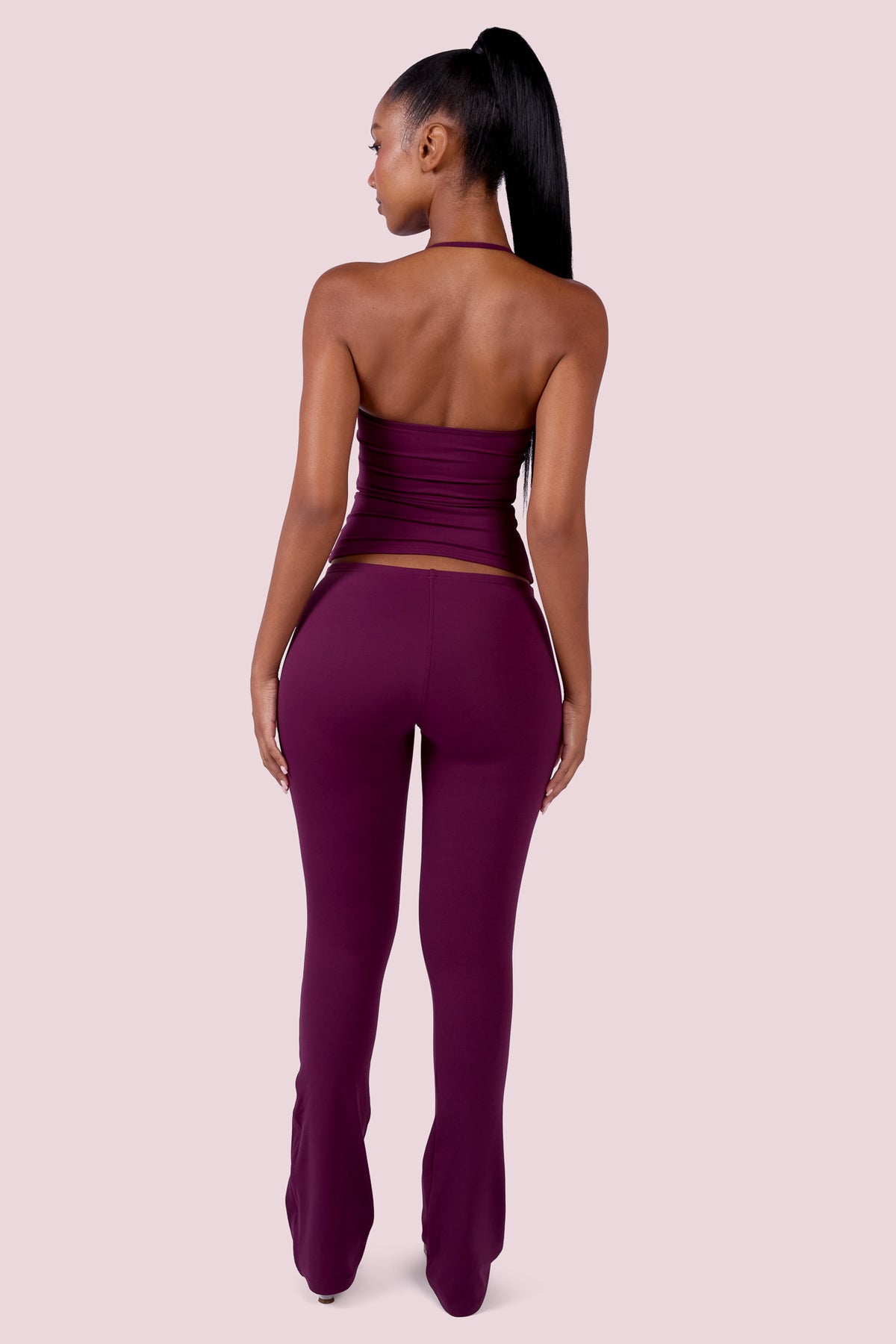 EVERYBODY BASICS HALTER TANK TOP (GRAPE WINE)