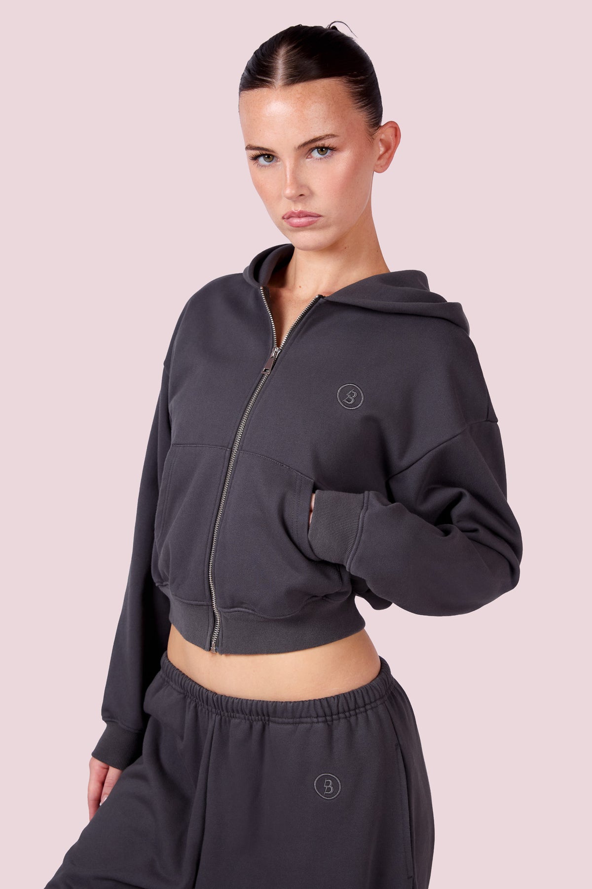 EVERYBODY BASICS ZIP UP SWEATSUIT HOODIE (CHARCOAL)