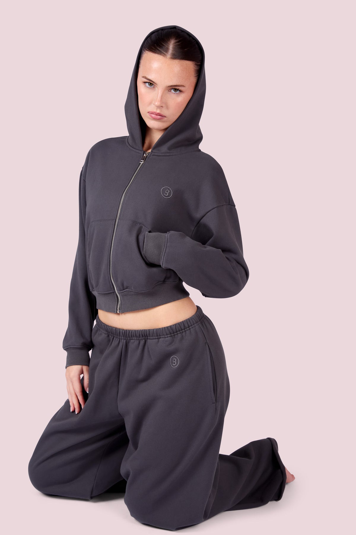EVERYBODY BASICS ZIP UP SWEATSUIT HOODIE (CHARCOAL)