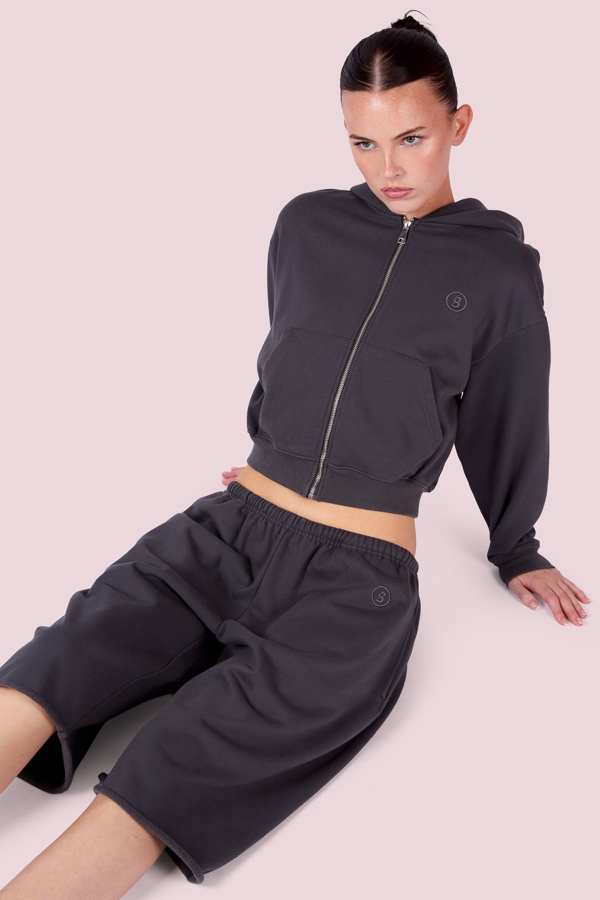 EVERYBODY BASICS ZIP UP SWEATSUIT HOODIE (CHARCOAL)