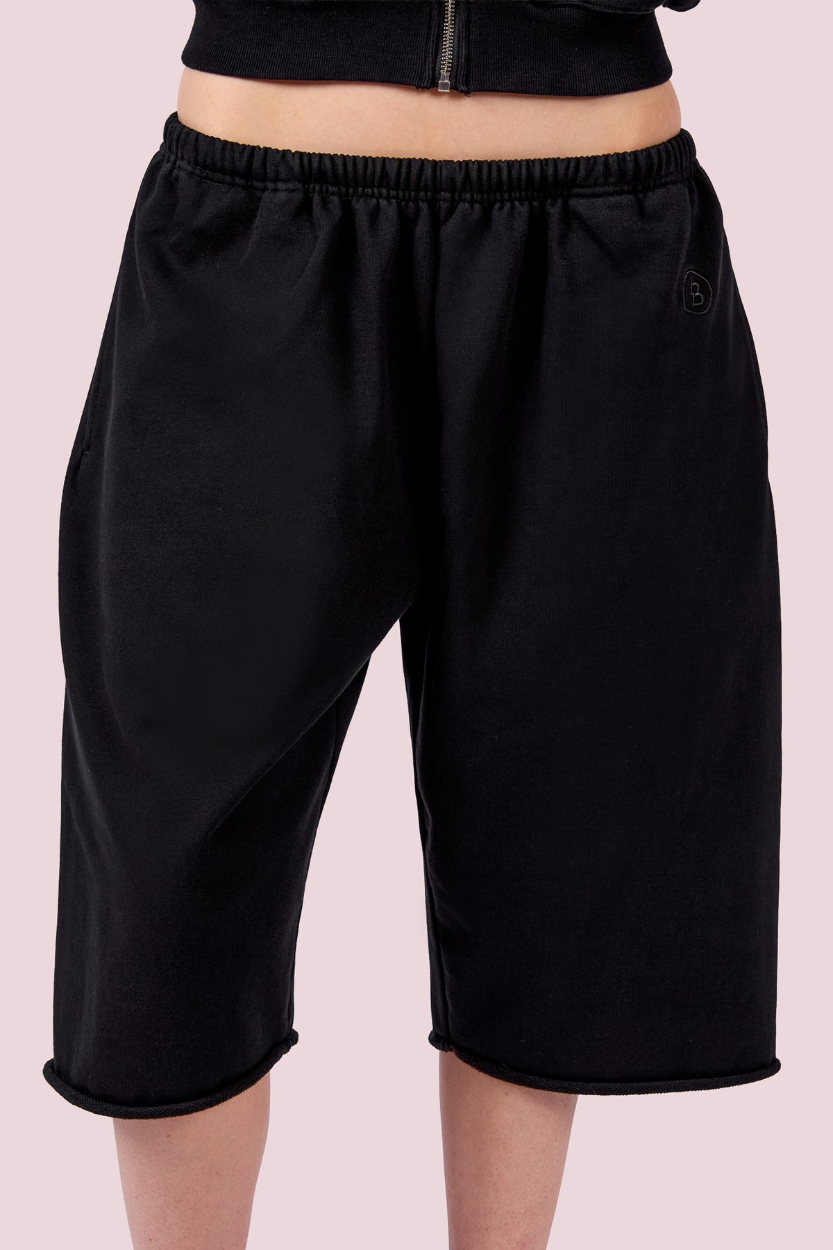 EVERYBODY BASICS SWEAT JORTS (BLACK)