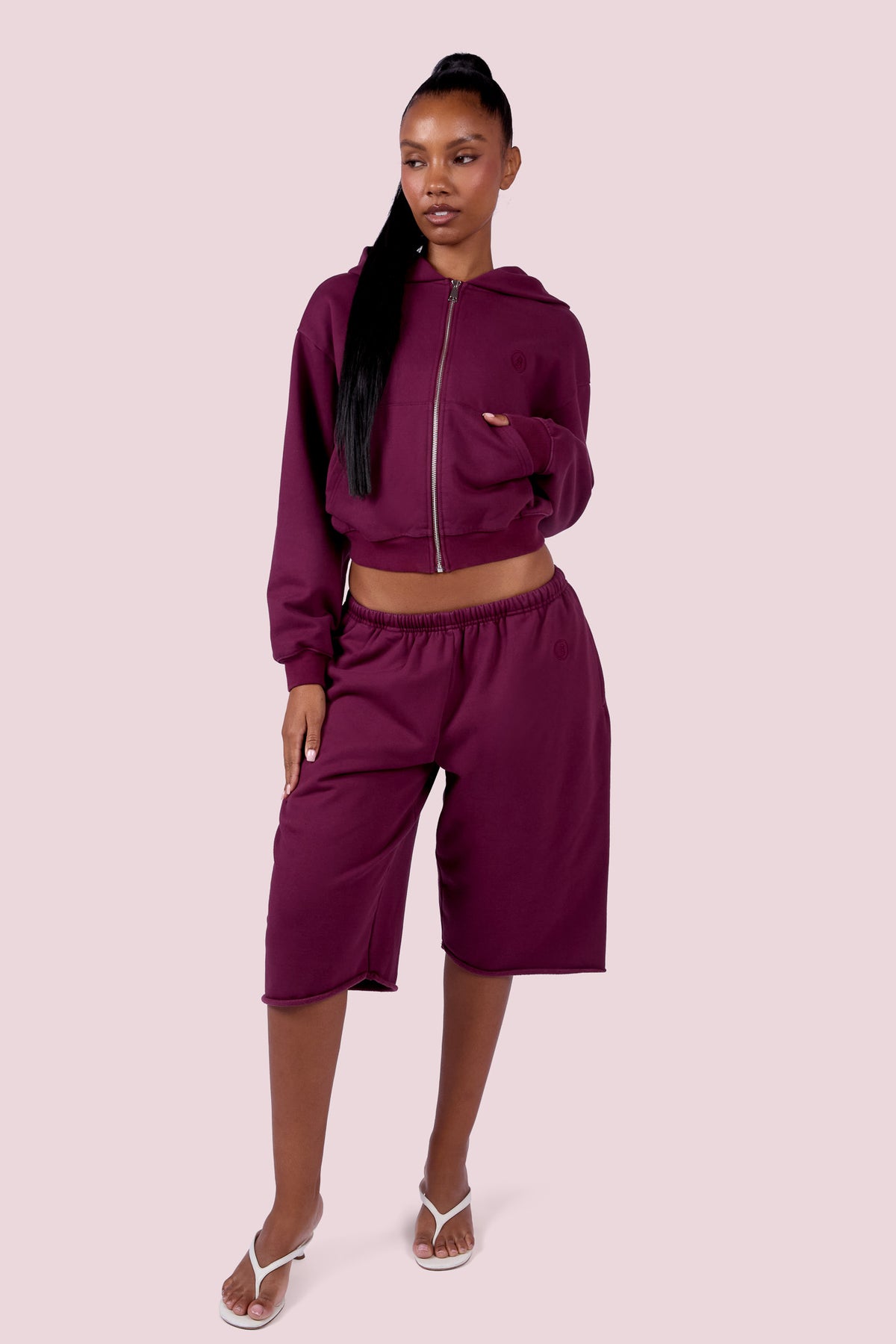EVERYBODY BASICS SWEAT JORTS (GRAPE WINE)