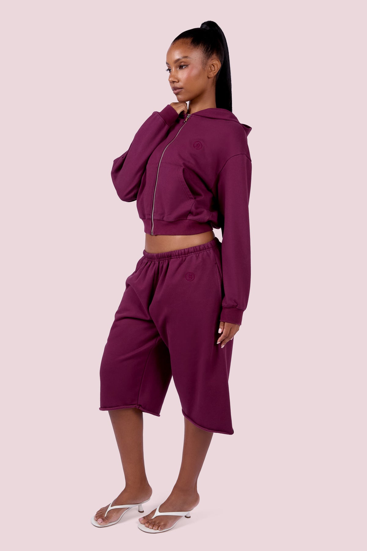 EVERYBODY BASICS SWEAT JORTS (GRAPE WINE)