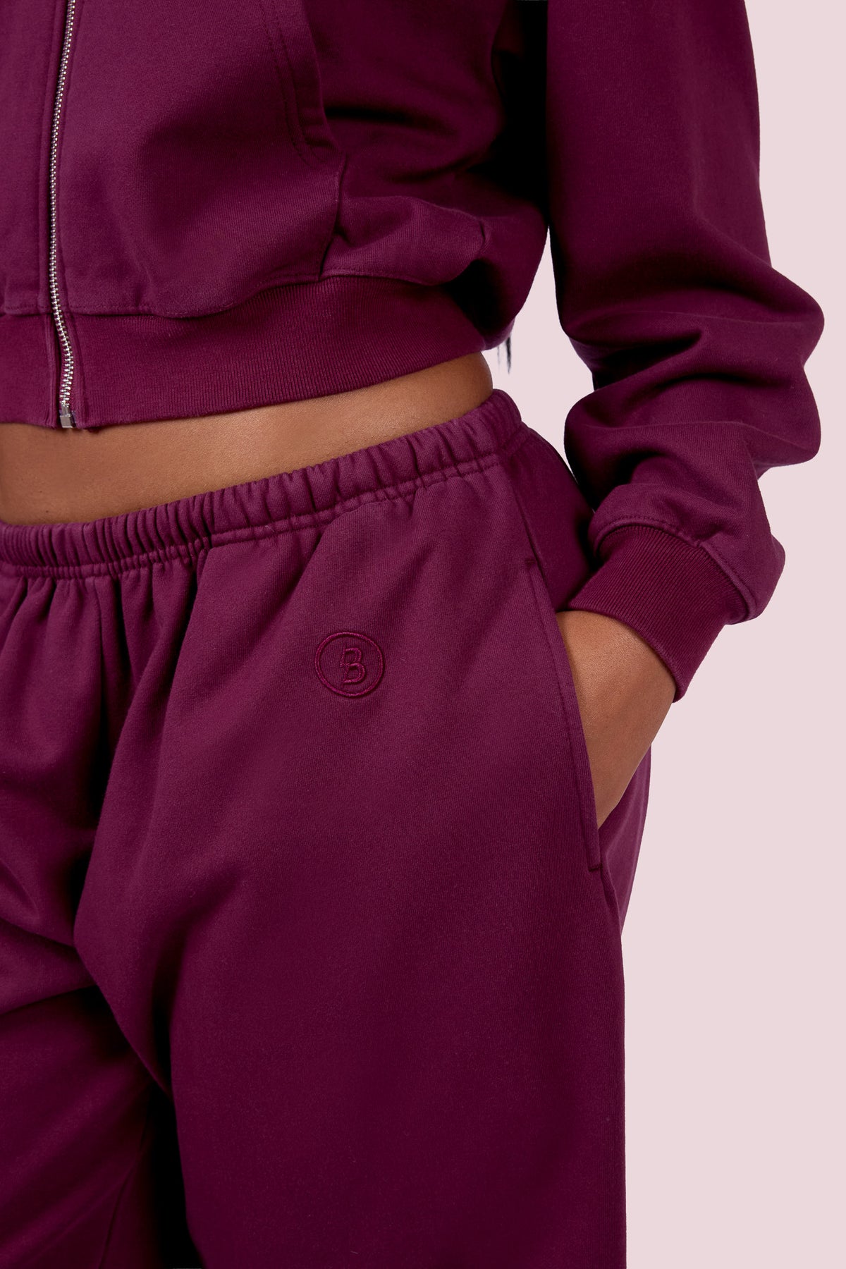 EVERYBODY BASICS SWEAT JORTS (GRAPE WINE)