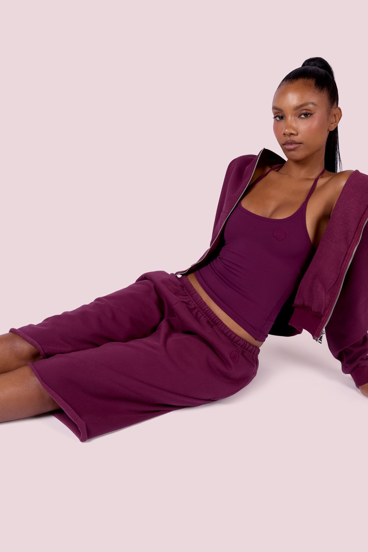 EVERYBODY BASICS SWEAT JORTS (GRAPE WINE)