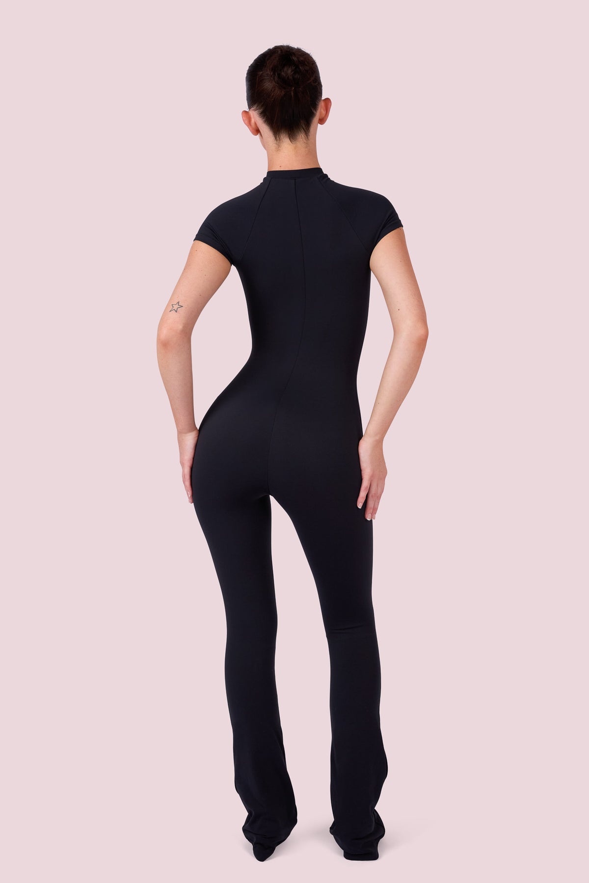 EVERYBODY BASICS SHORT SLEEVE JUMPSUIT (BLACK)