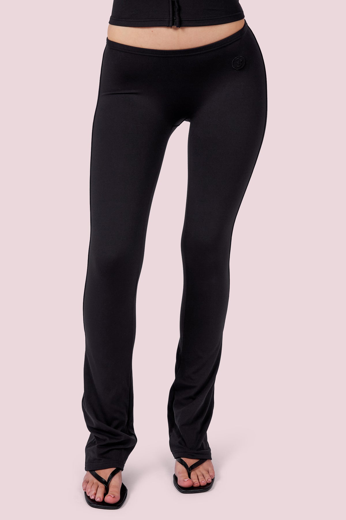 EVERYBODY BASICS LOW WAISTED LEGGINGS (BLACK)