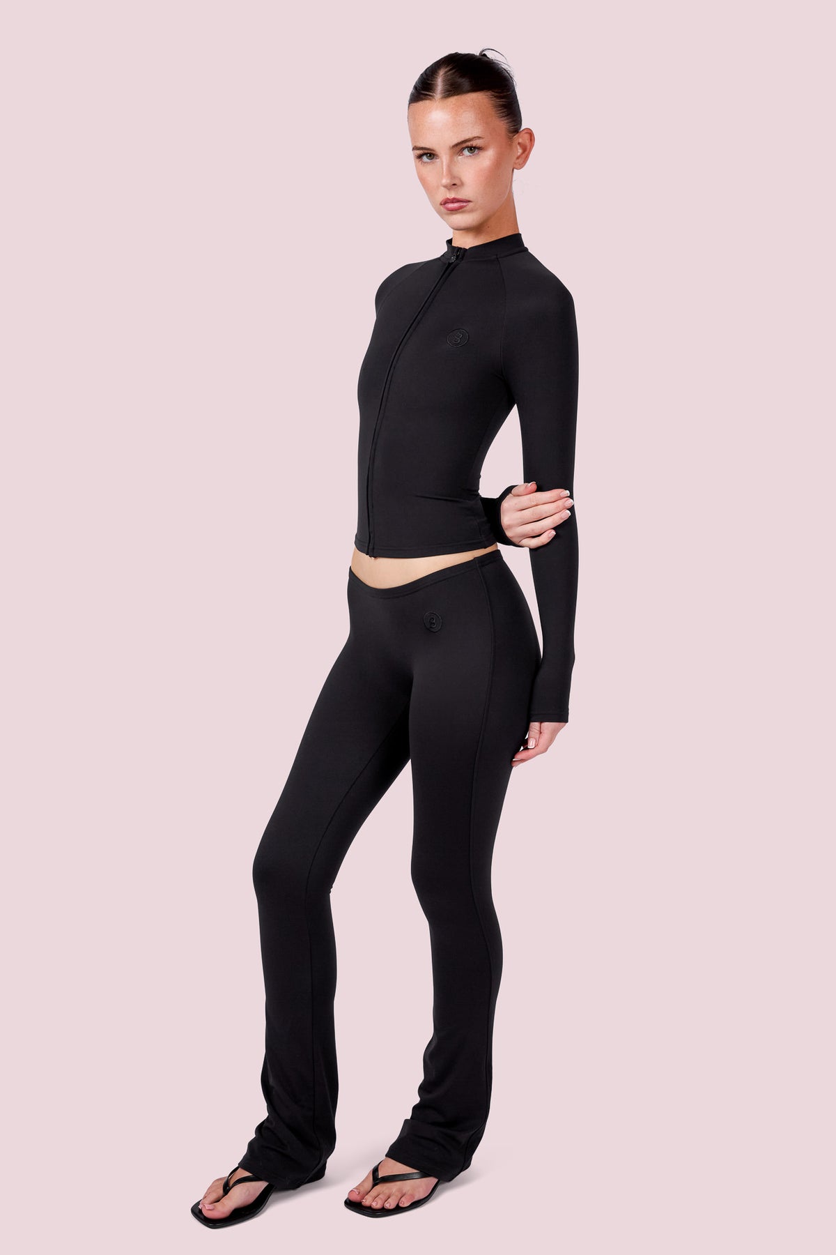EVERYBODY BASICS LOW WAISTED LEGGINGS (BLACK)