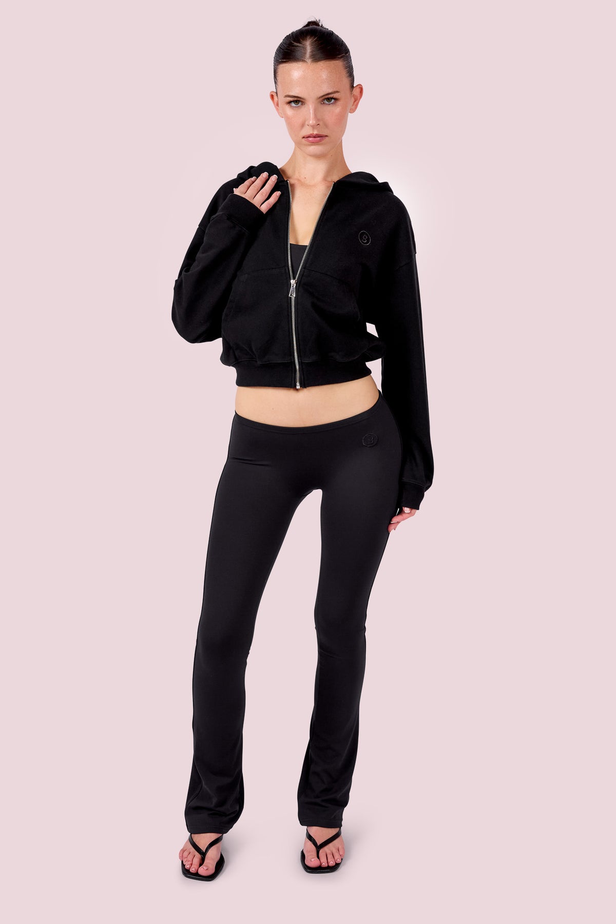 EVERYBODY BASICS LOW WAISTED LEGGINGS (BLACK)