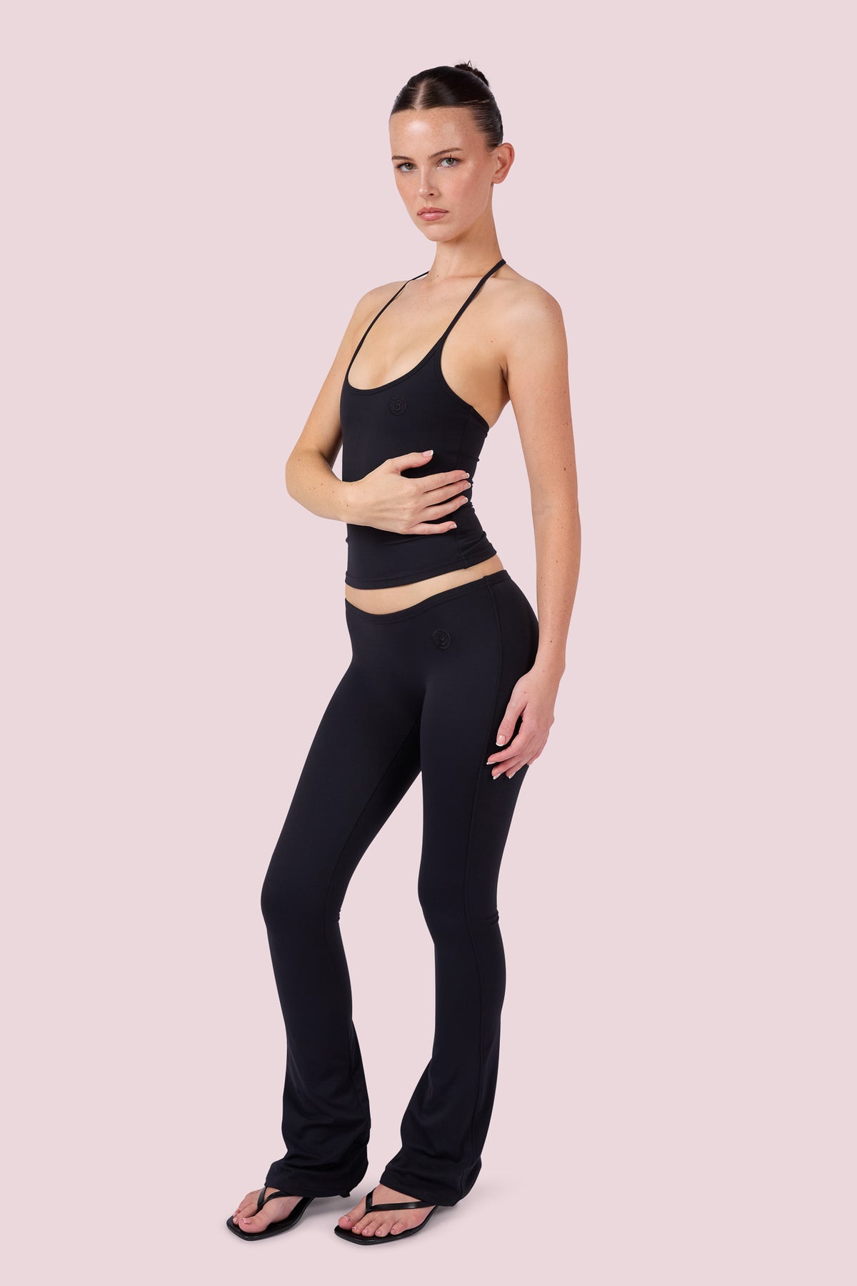 EVERYBODY BASICS LOW WAISTED LEGGINGS (BLACK)
