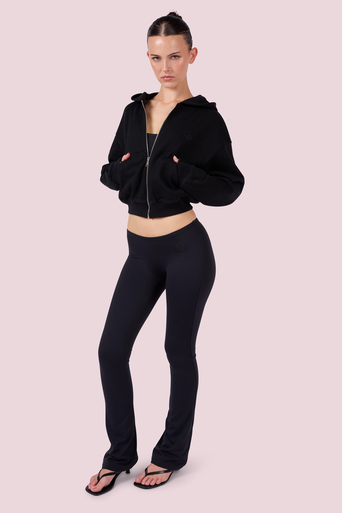 EVERYBODY BASICS LOW WAISTED LEGGINGS (BLACK)
