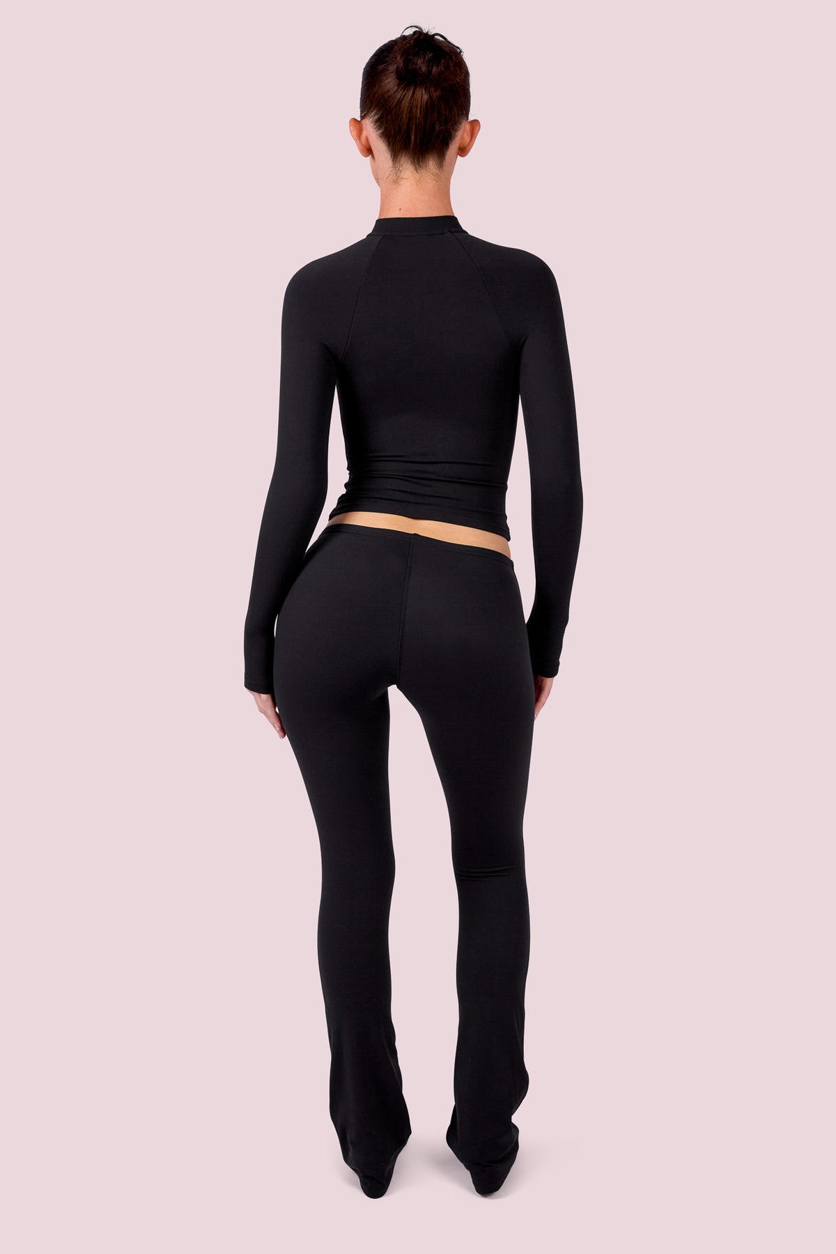 EVERYBODY BASICS LOW WAISTED LEGGINGS (BLACK)