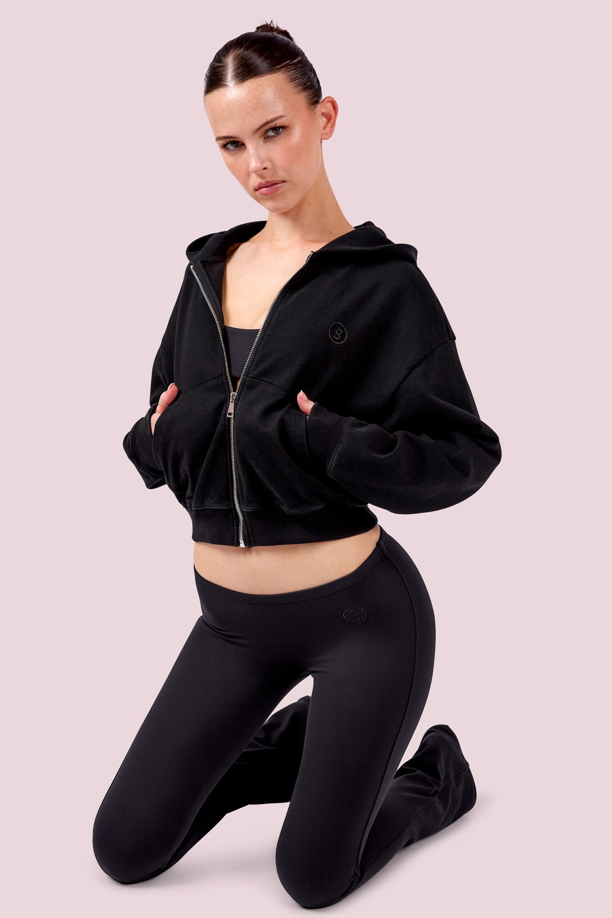 EVERYBODY BASICS LOW WAISTED LEGGINGS (BLACK)