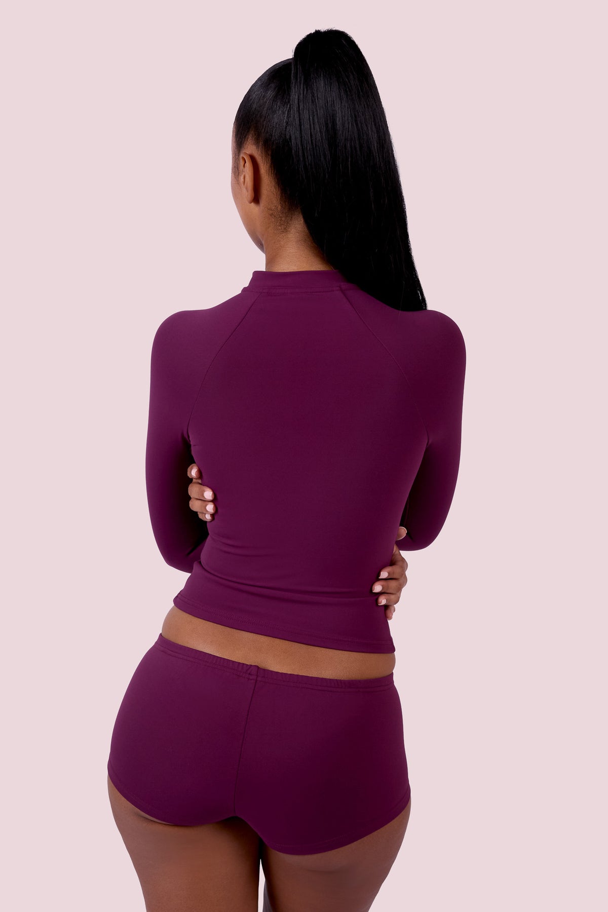 EVERYBODY BASICS MICRO SHORTS (GRAPE WINE)