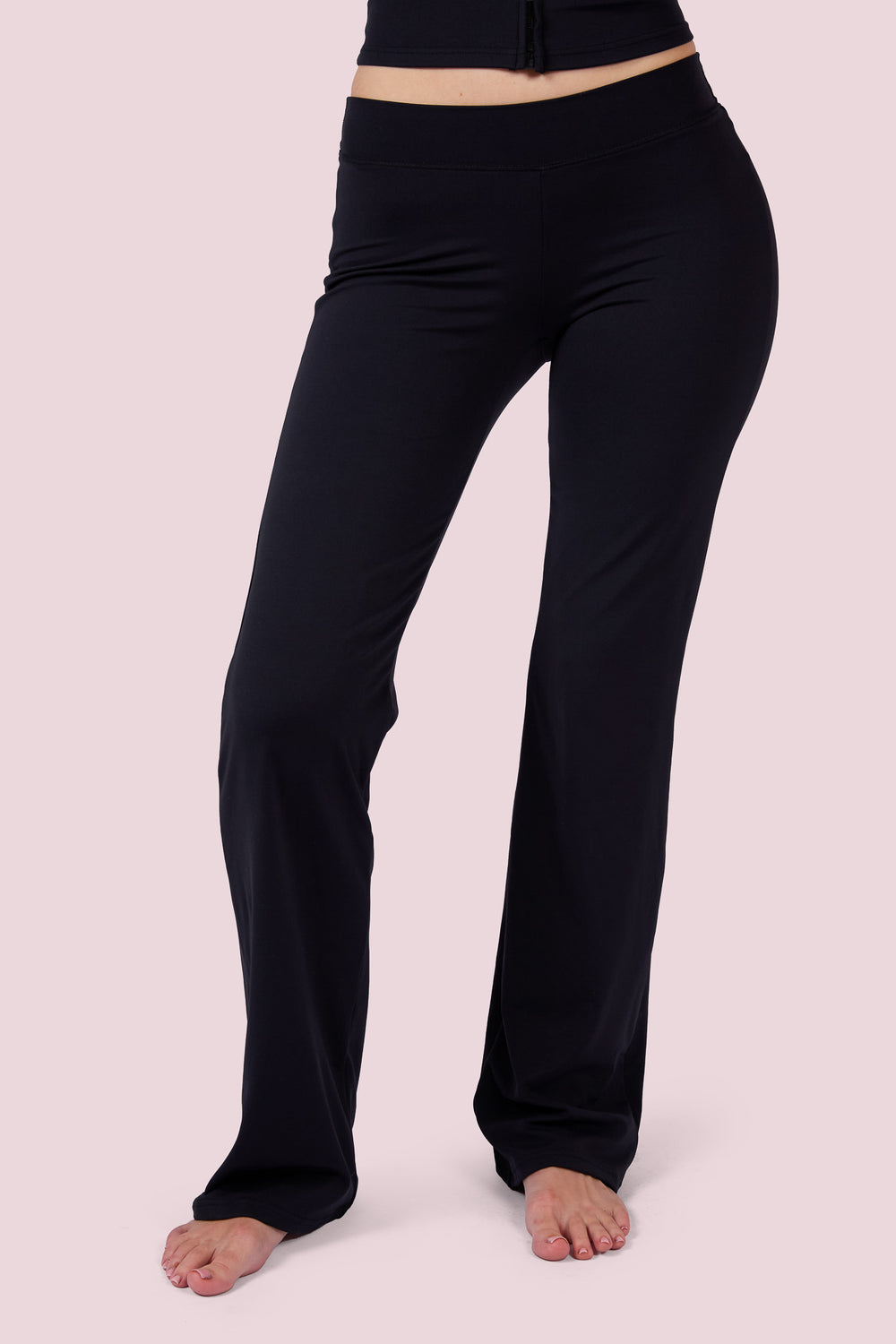 EVERYBODY BASICS MID-RISE PANTS (BLACK)