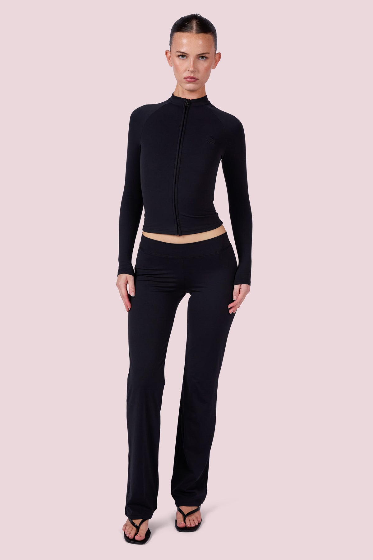 EVERYBODY BASICS MID-RISE PANTS (BLACK)