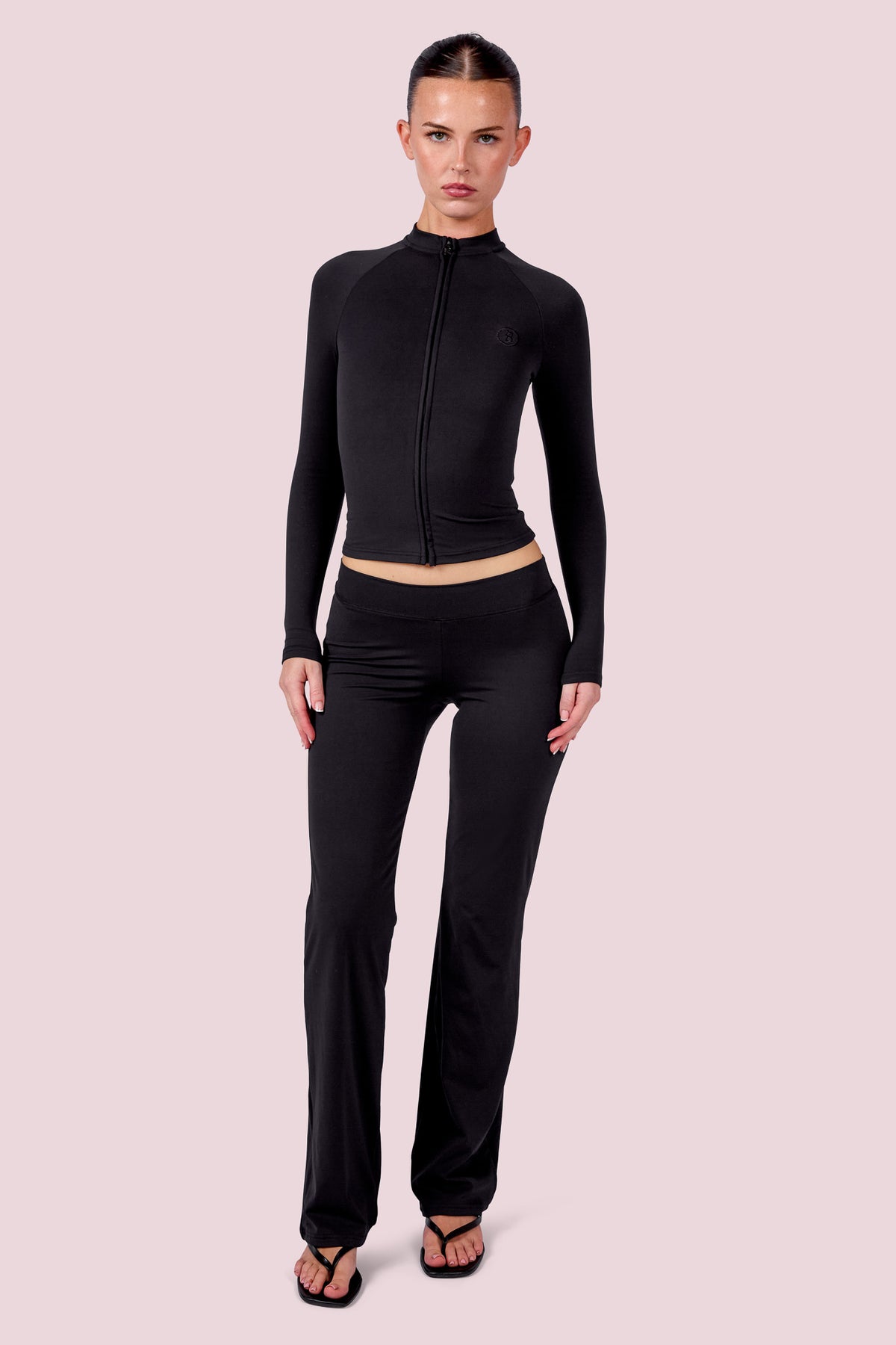 EVERYBODY BASICS MID-RISE PANTS (BLACK)