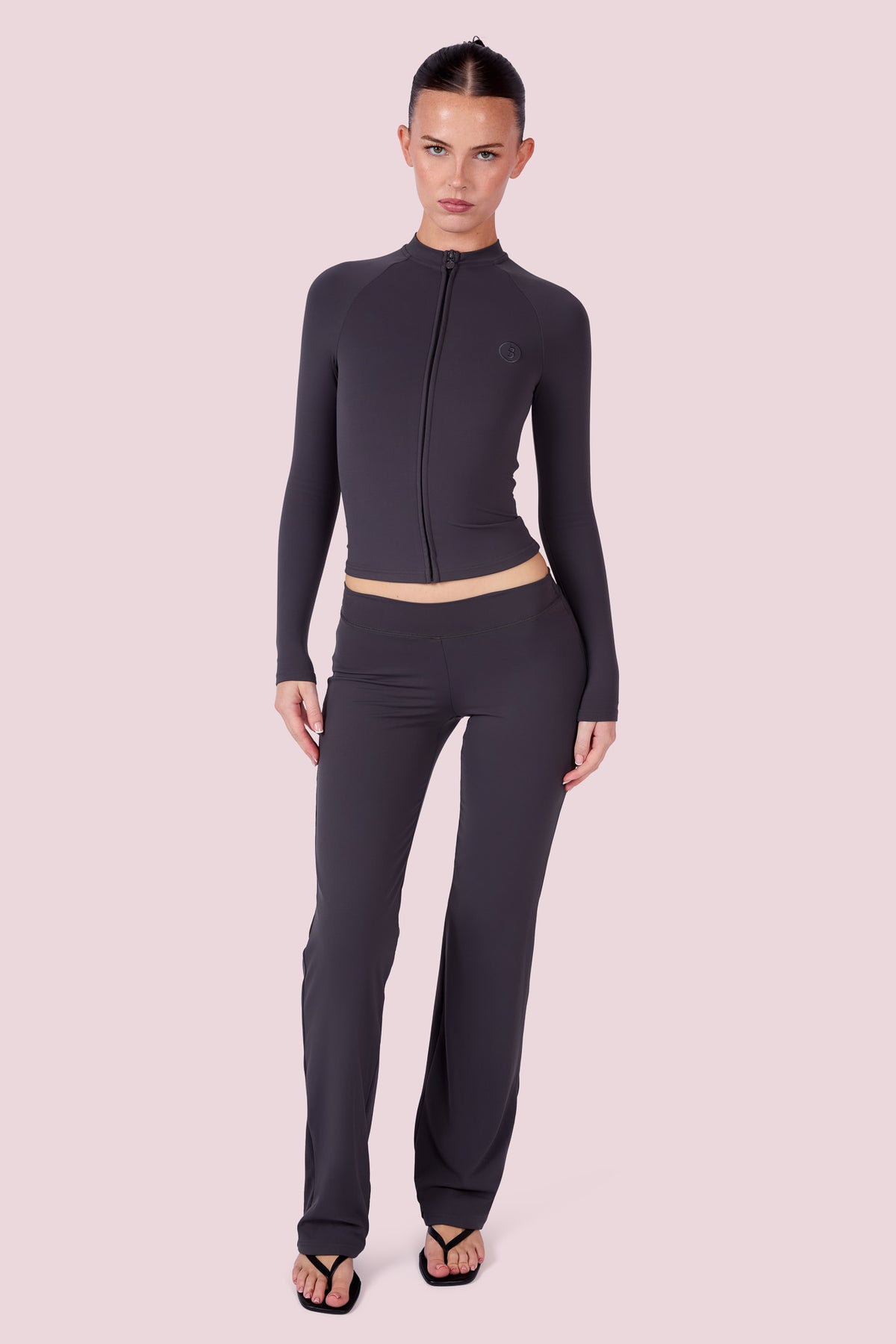 EVERYBODY BASICS MID-RISE PANTS (CHARCOAL)