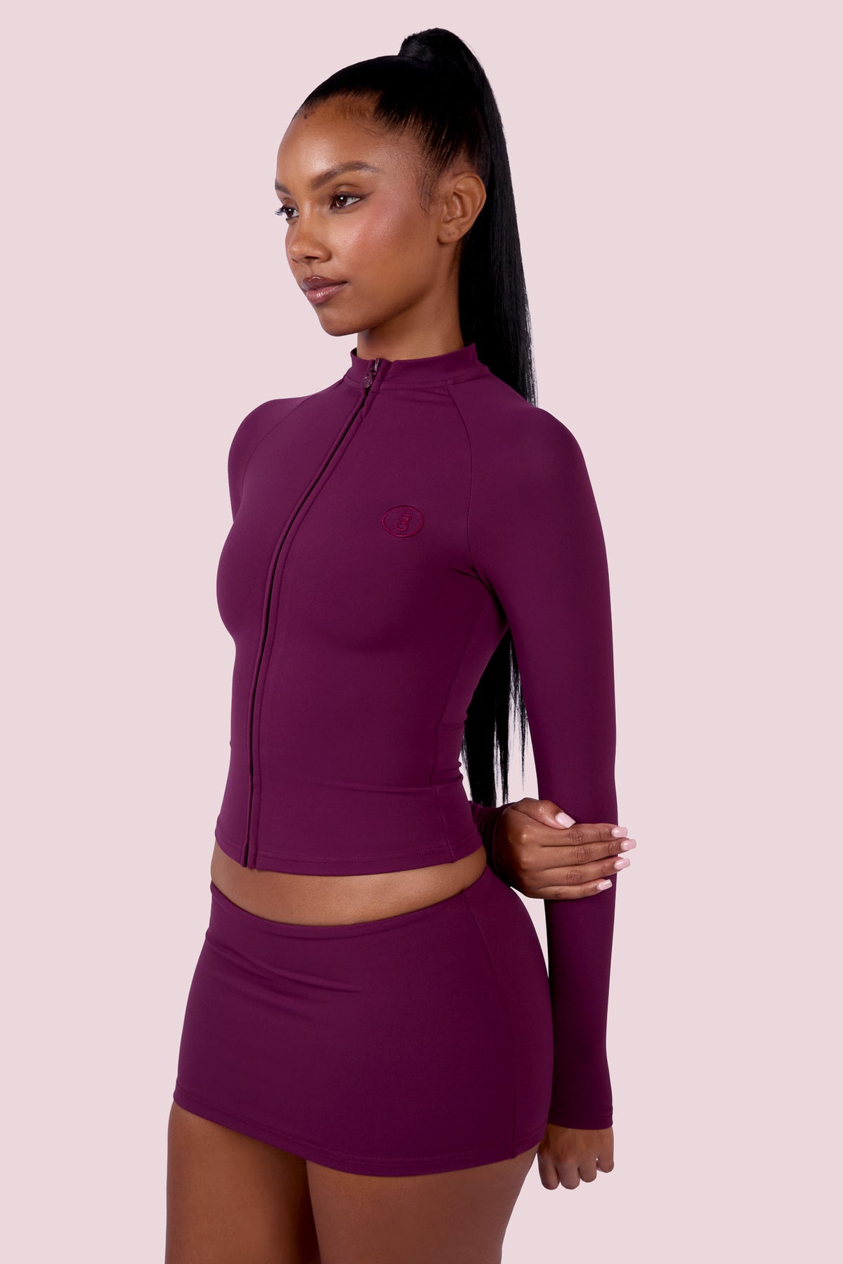 EVERYBODY BASICS MINI SKIRT (GRAPE WINE)