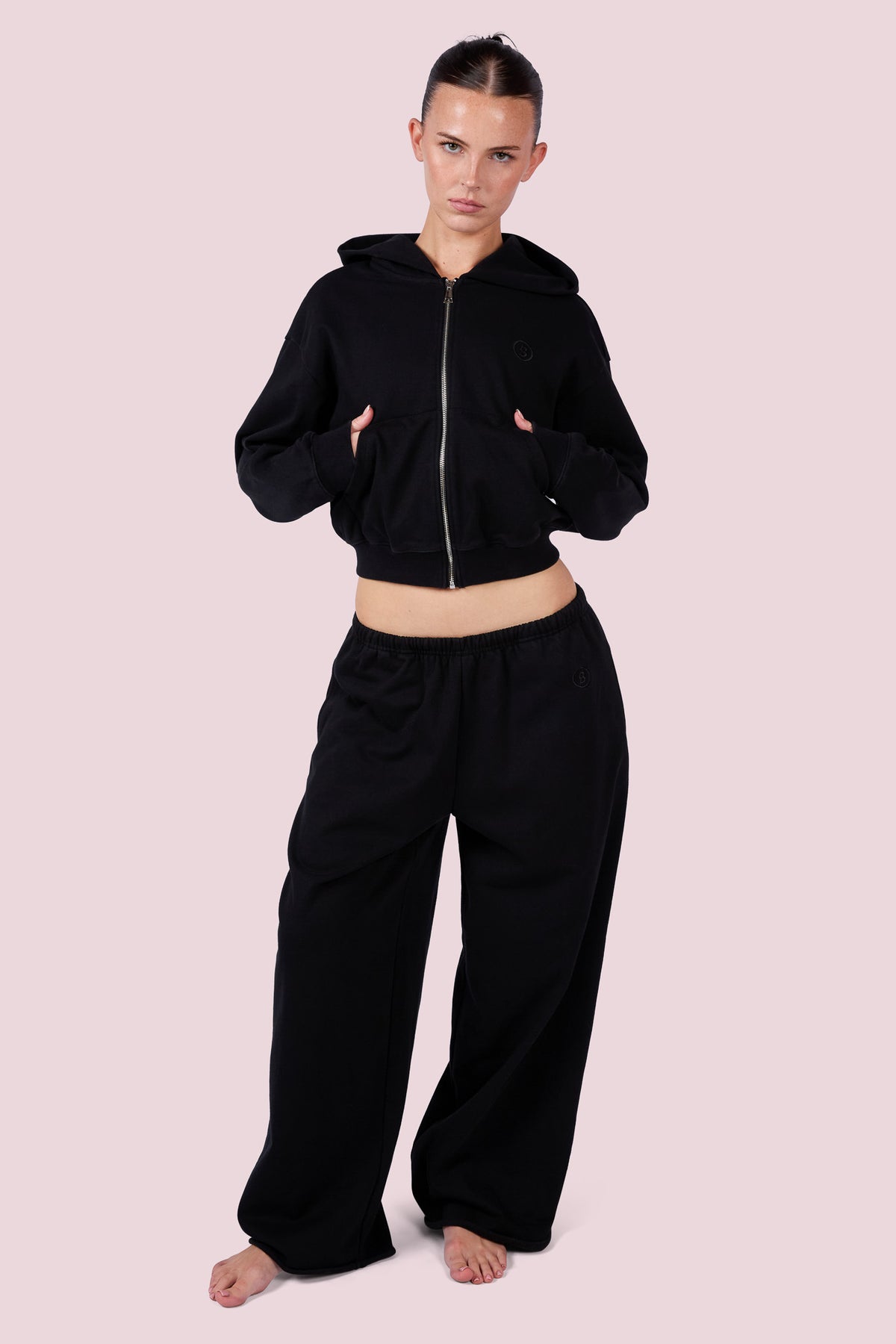 EVERYBODY BASICS SWEATPANTS (BLACK)