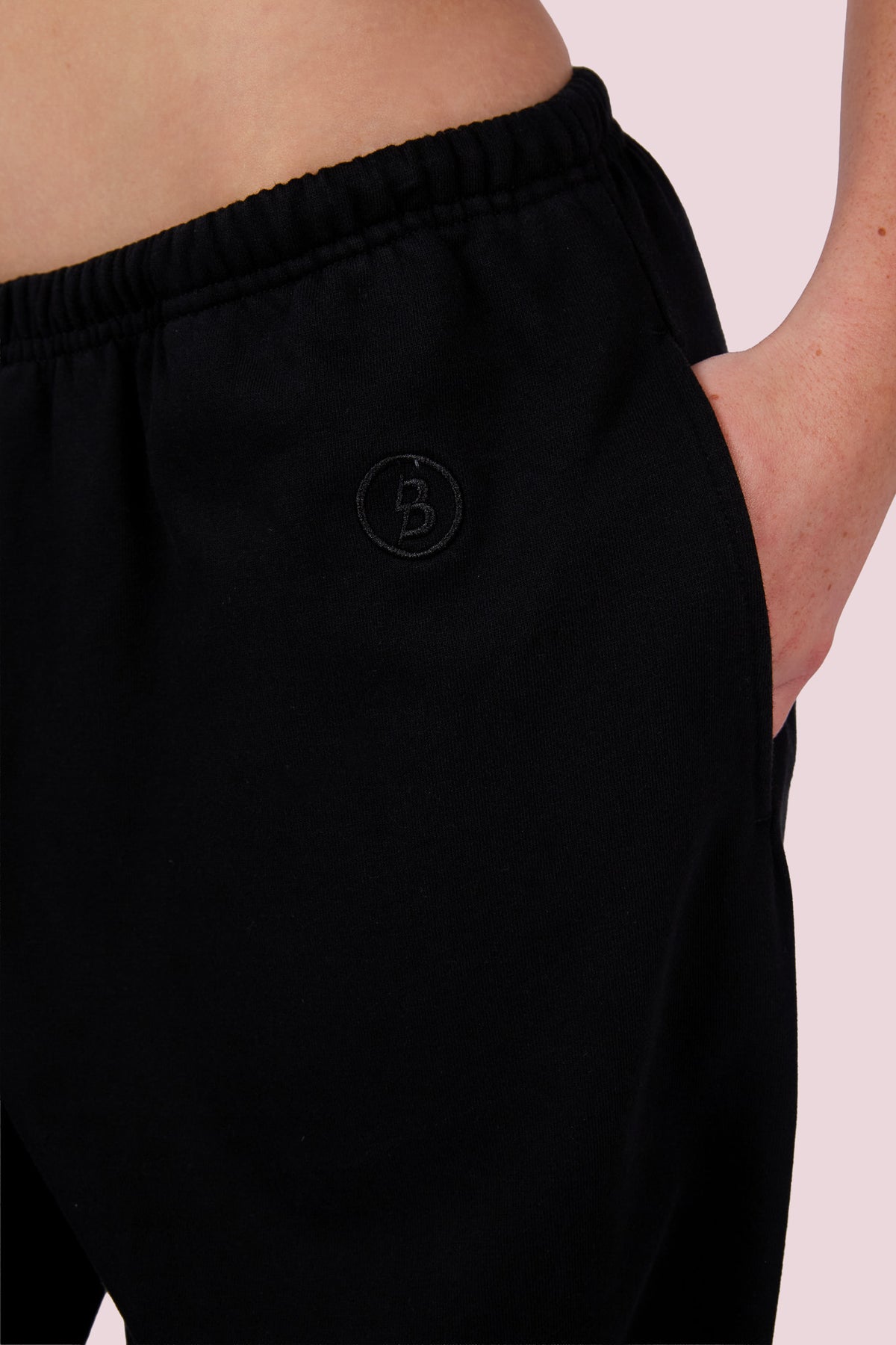 EVERYBODY BASICS SWEATPANTS (BLACK)