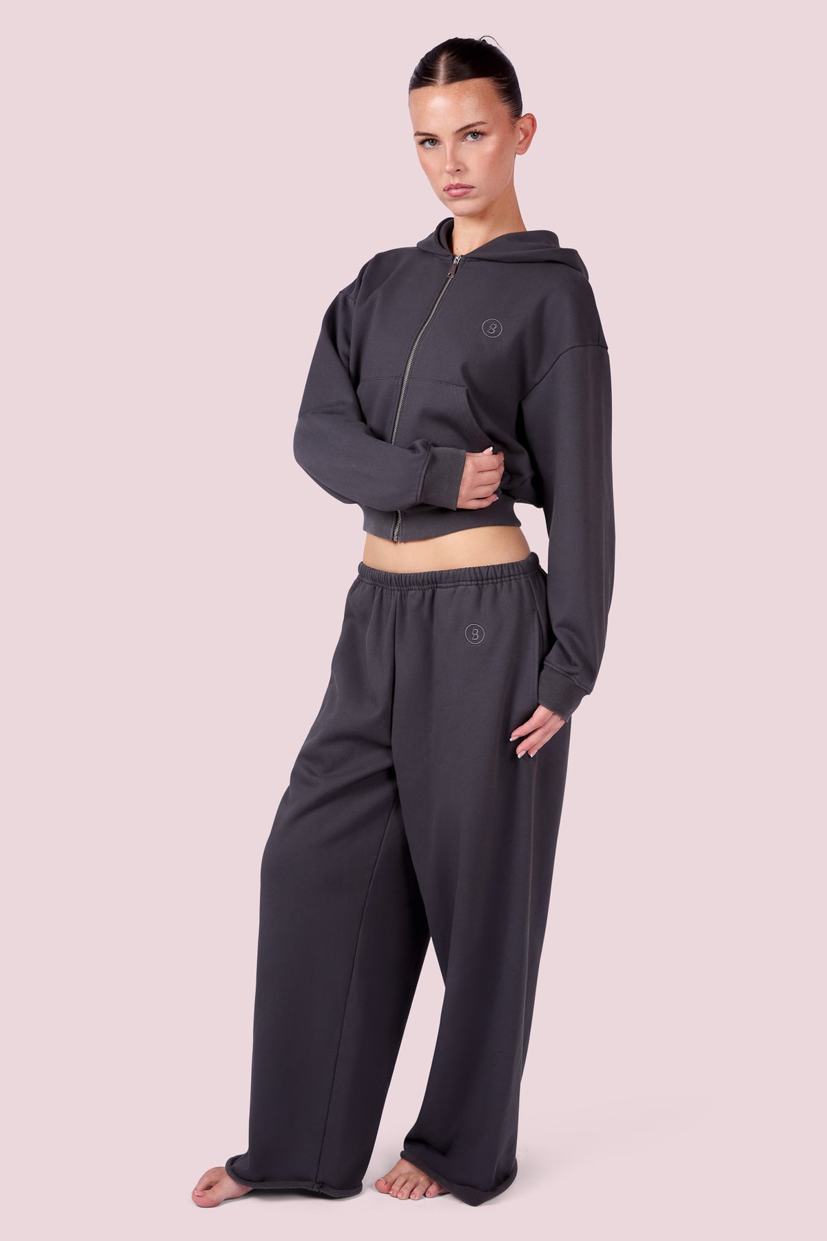 EVERYBODY BASICS SWEATPANTS (CHARCOAL)