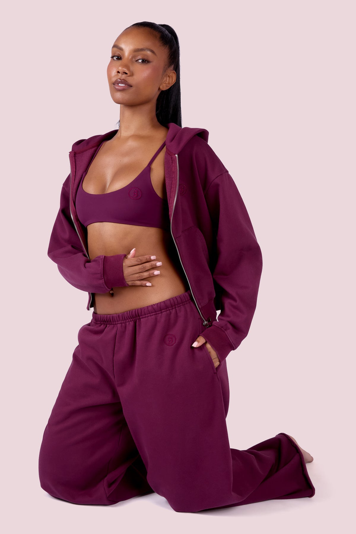 EVERYBODY BASICS SWEATPANTS (GRAPE WINE)