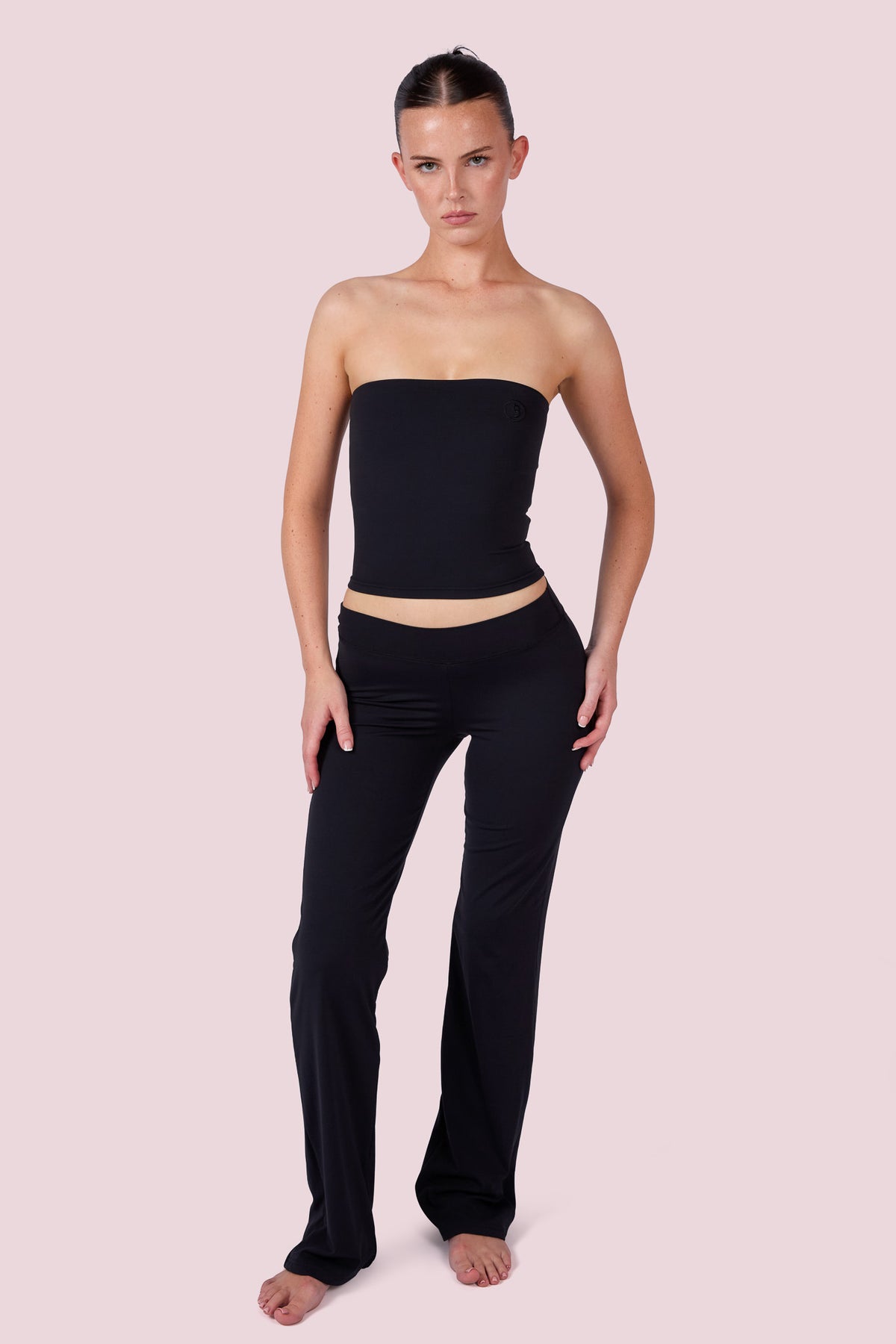EVERYBODY BASICS TUBE TOP (BLACK)