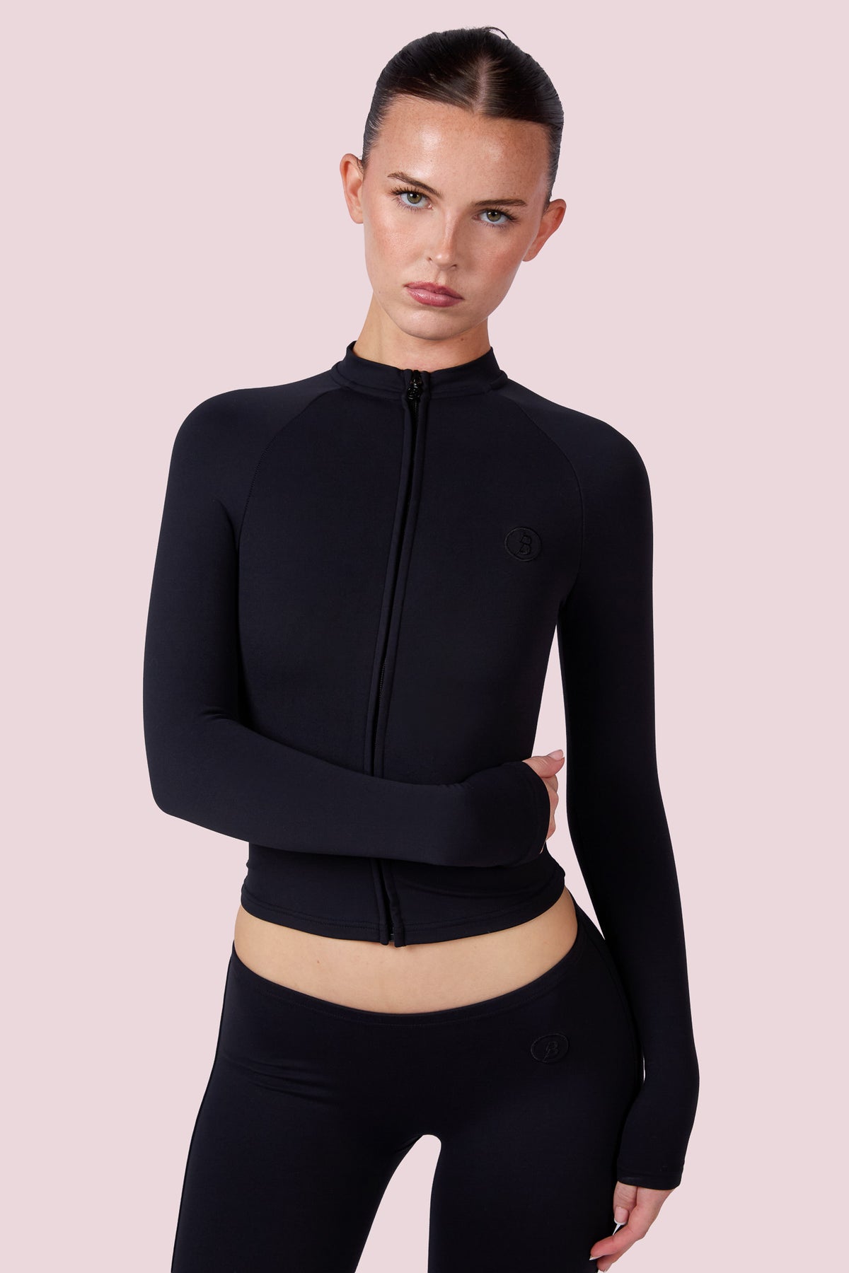 EVERYBODY BASICS ZIP UP (BLACK)