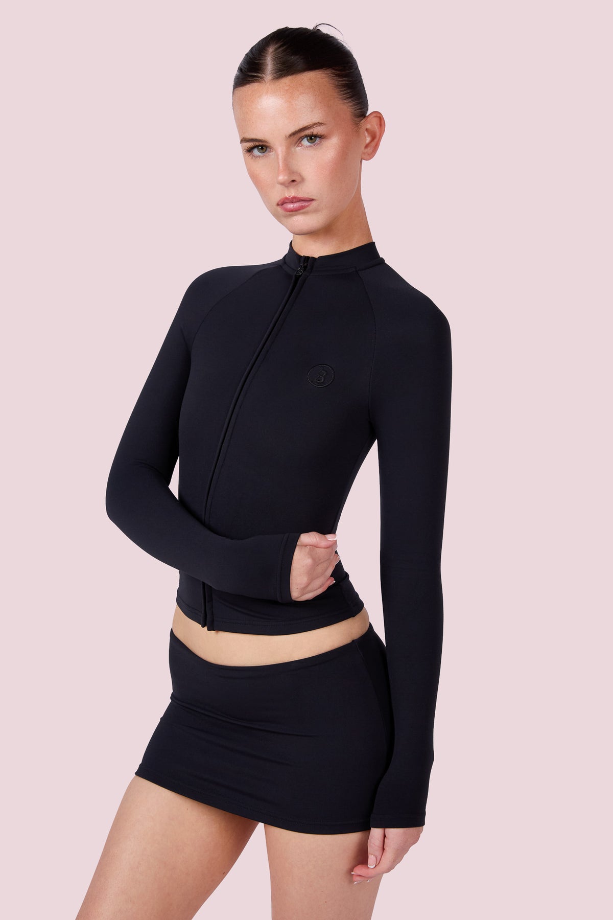 EVERYBODY BASICS ZIP UP (BLACK)