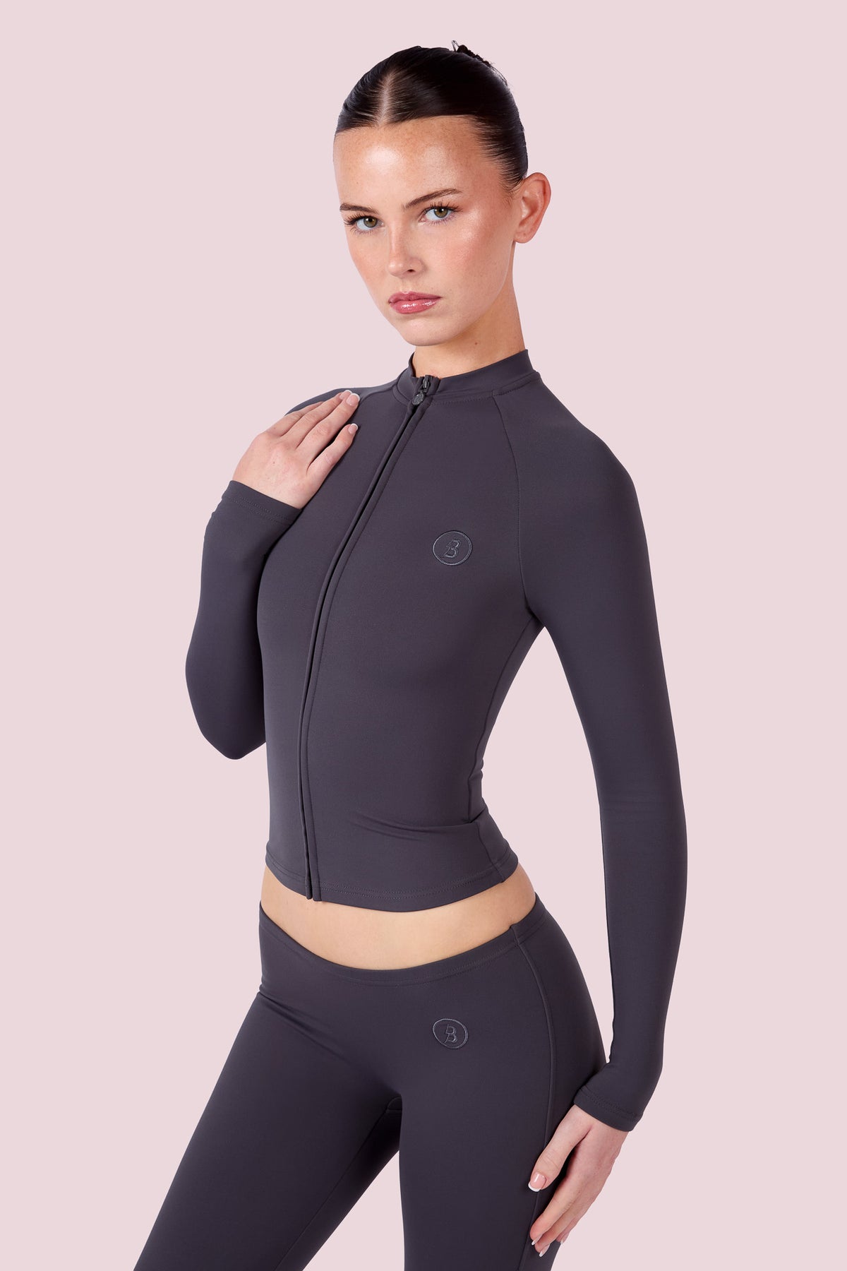 EVERYBODY BASICS ZIP UP (CHARCOAL)