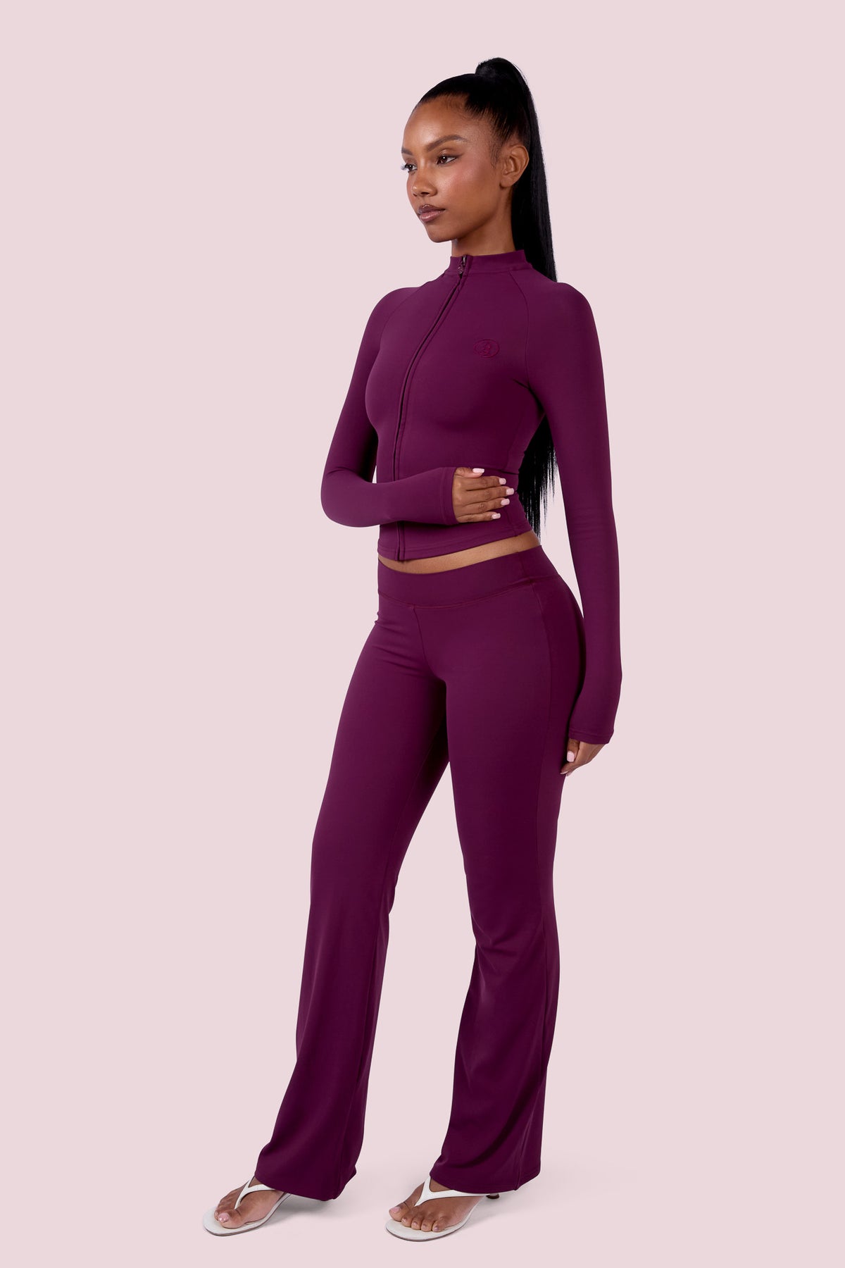 EVERYBODY BASICS ZIP UP (GRAPE WINE)